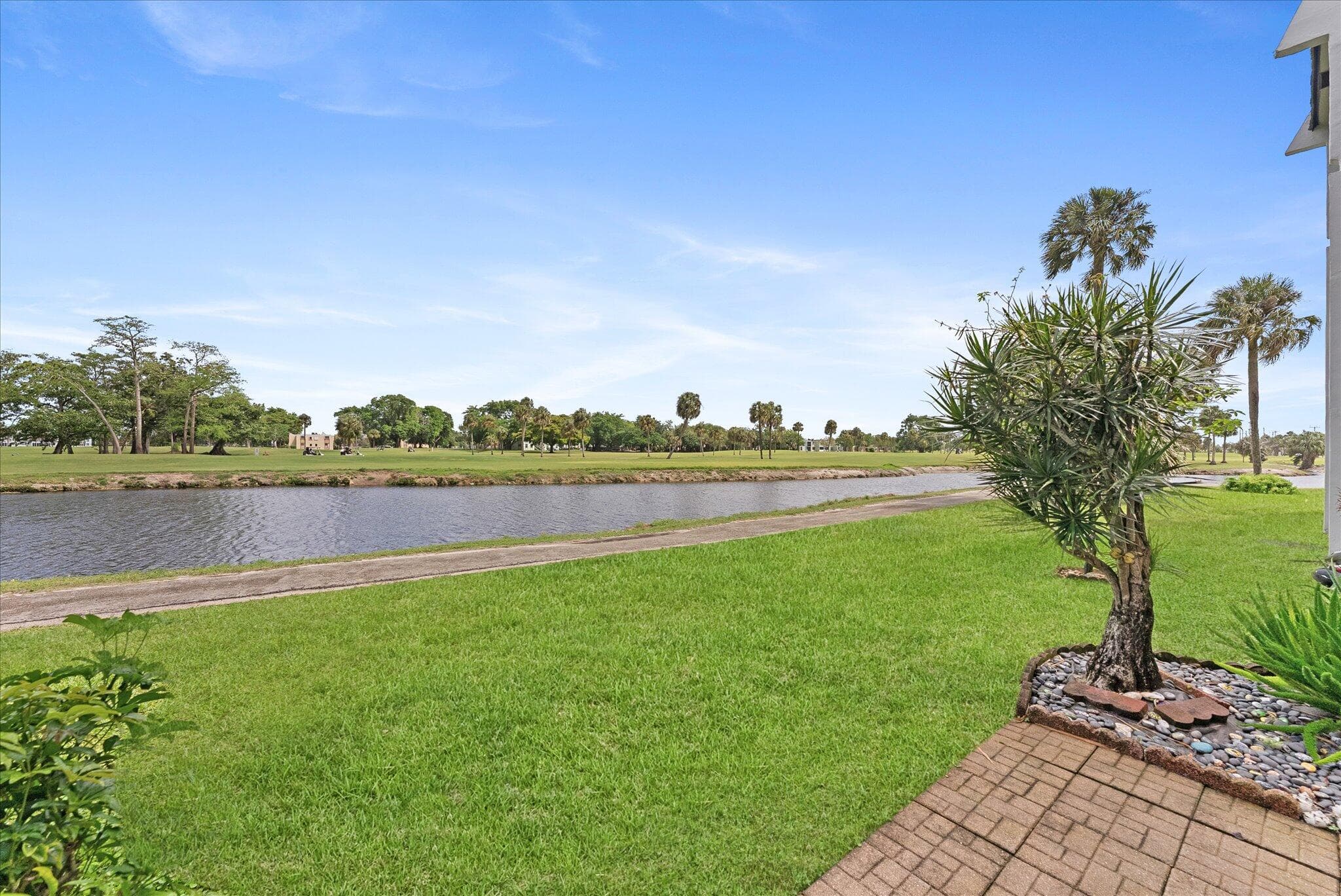 7807 Golf Cir Drive 109, Margate, FL 33063 — photo 26 of 29