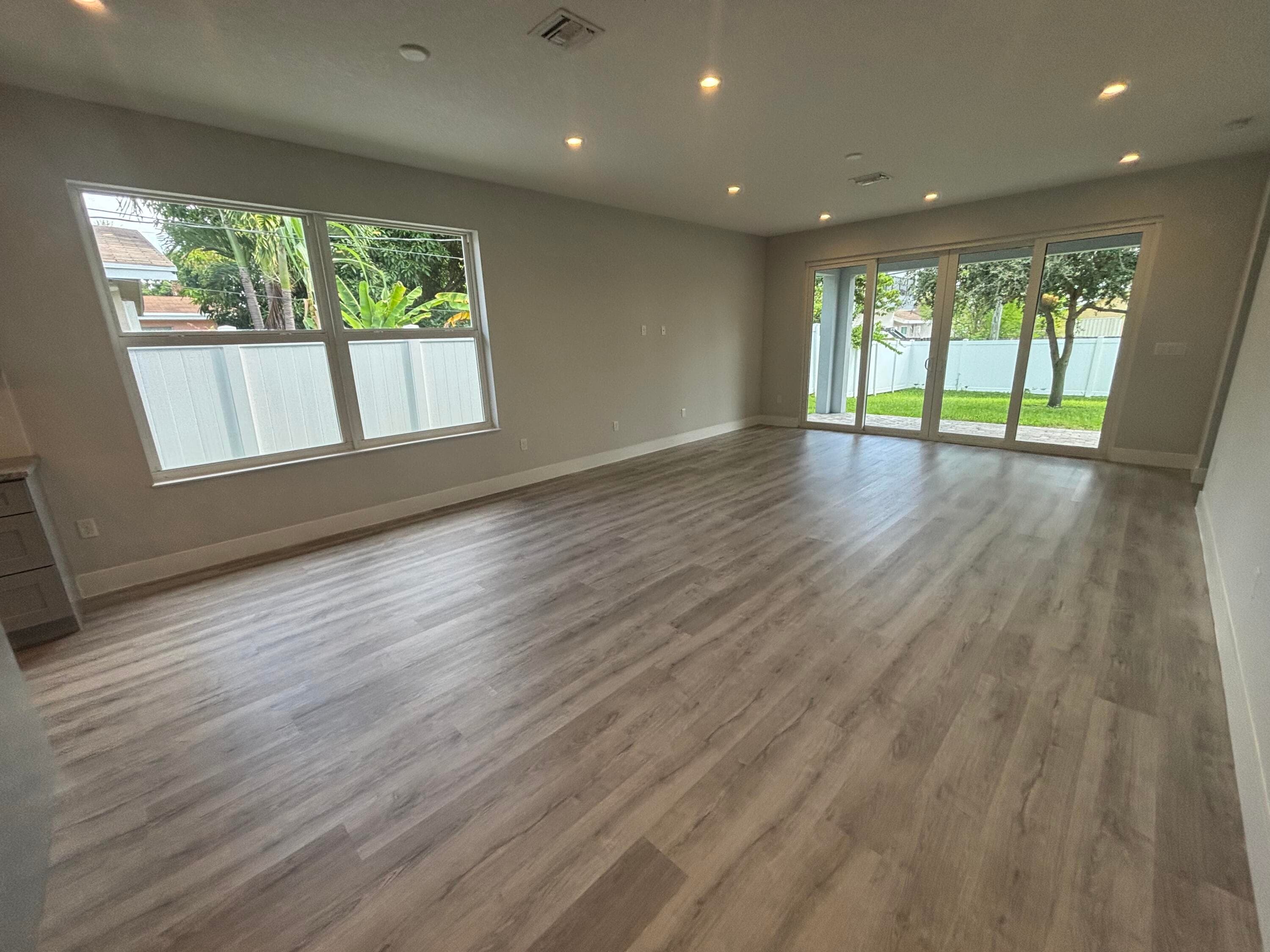 127 NW 9th Avenue, Delray Beach, FL 33444 — photo 10 of 25