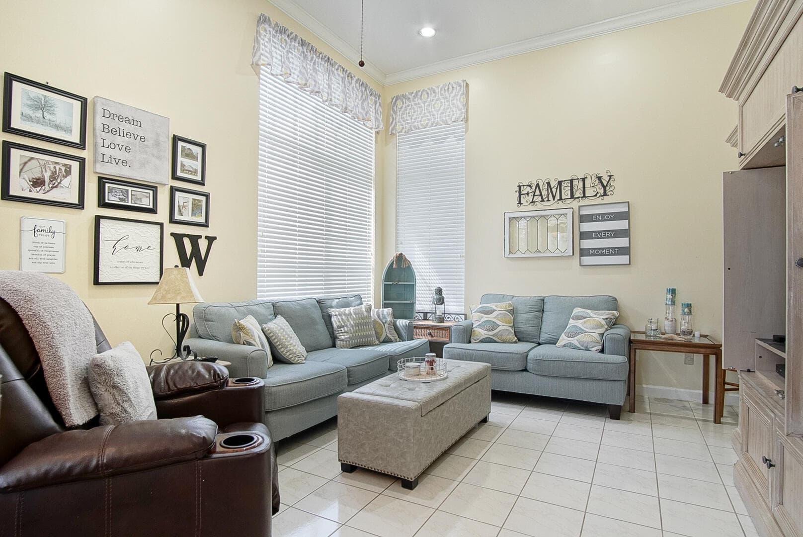 2987 Conifer Drive, Fort Pierce, FL 34951 — photo 7 of 38