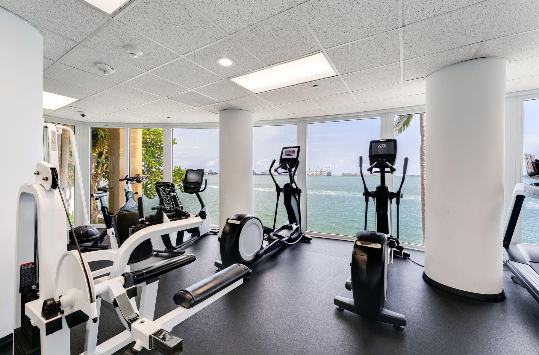 770 Claughton Island Drive, Miami, FL 33131 — photo 16 of 28