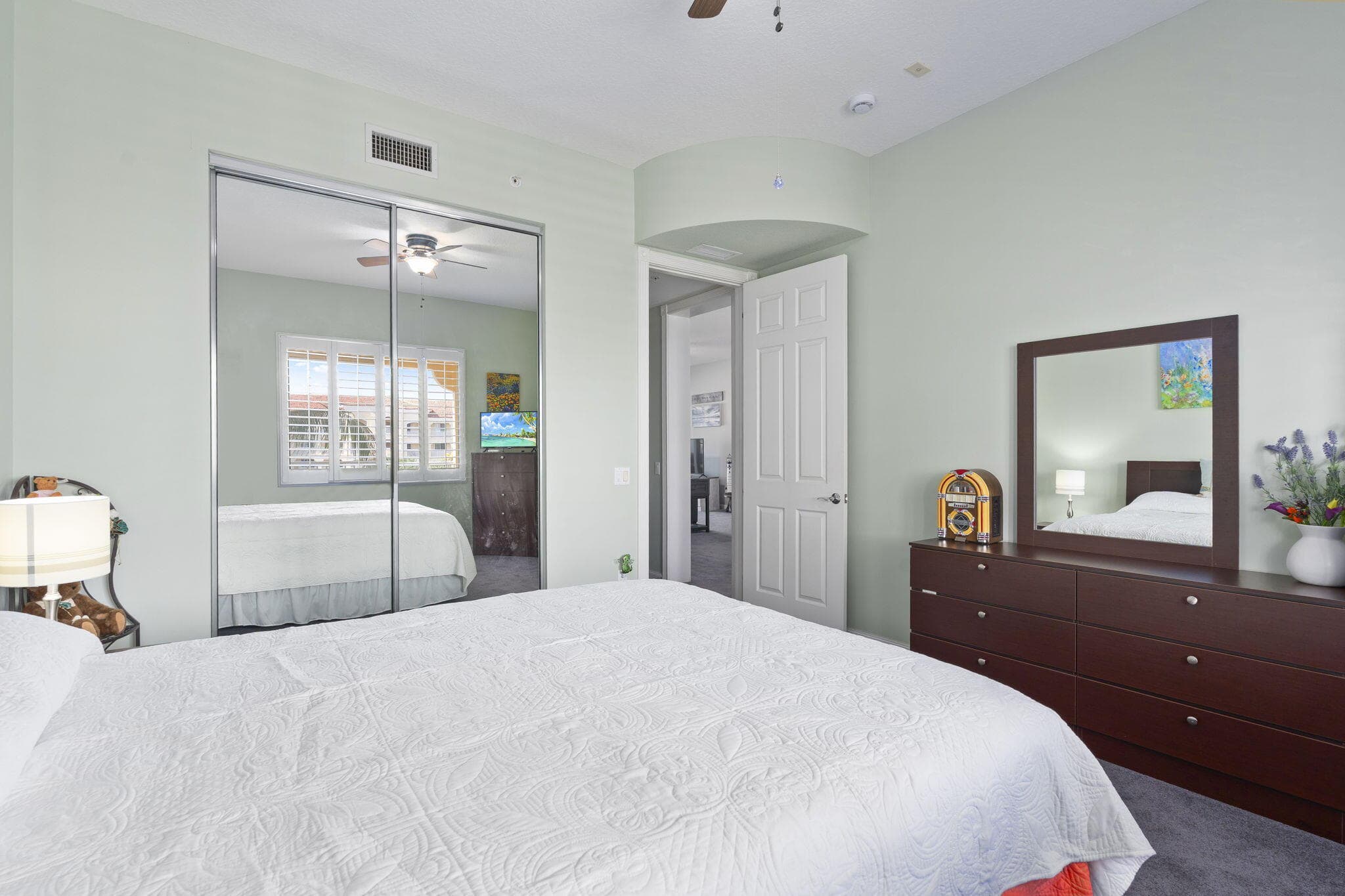 16 Harbour Isle Drive W 303, Fort Pierce, FL 34949 — photo 14 of 25
