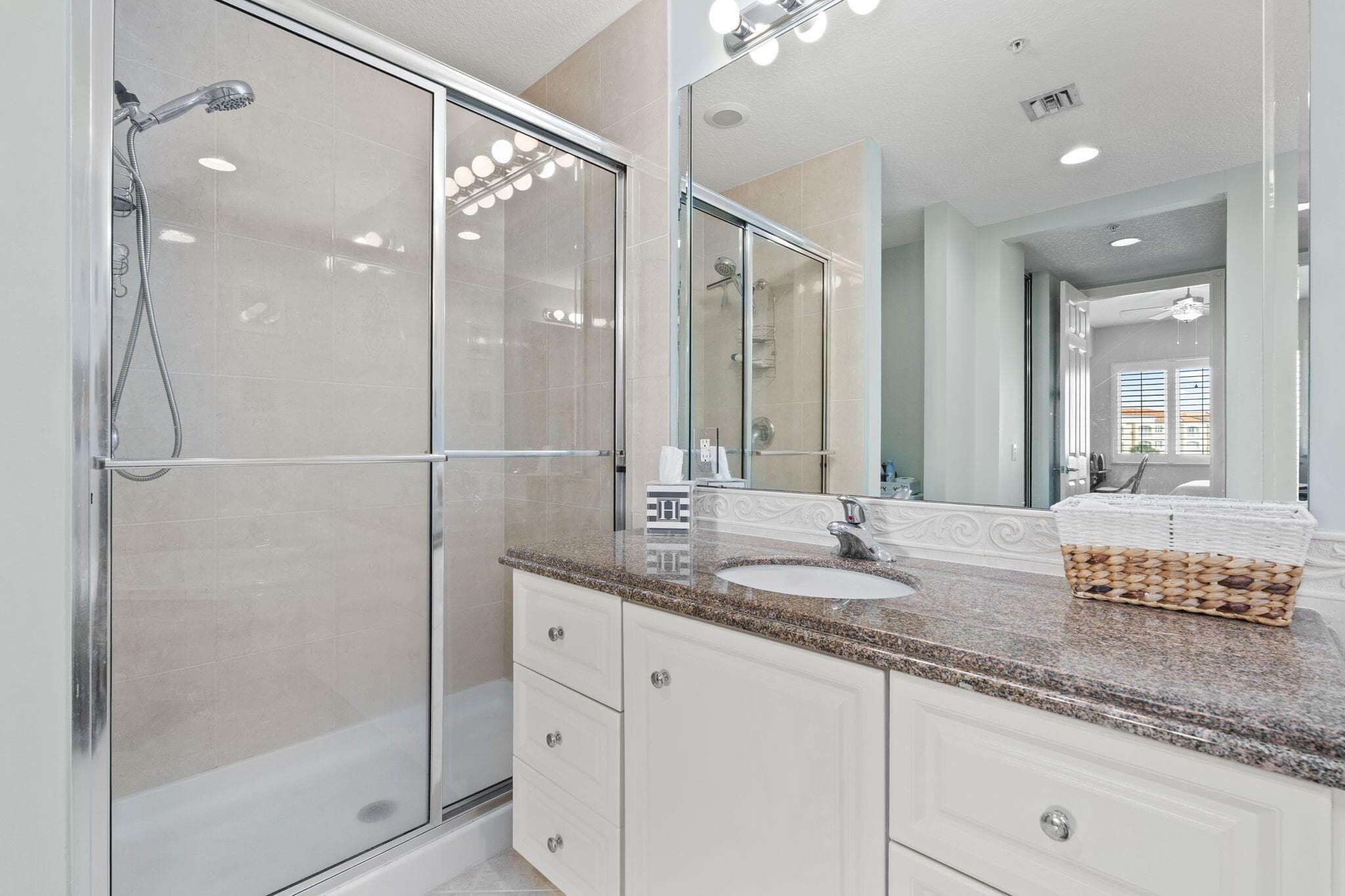 16 Harbour Isle Drive W 303, Fort Pierce, FL 34949 — photo 13 of 25