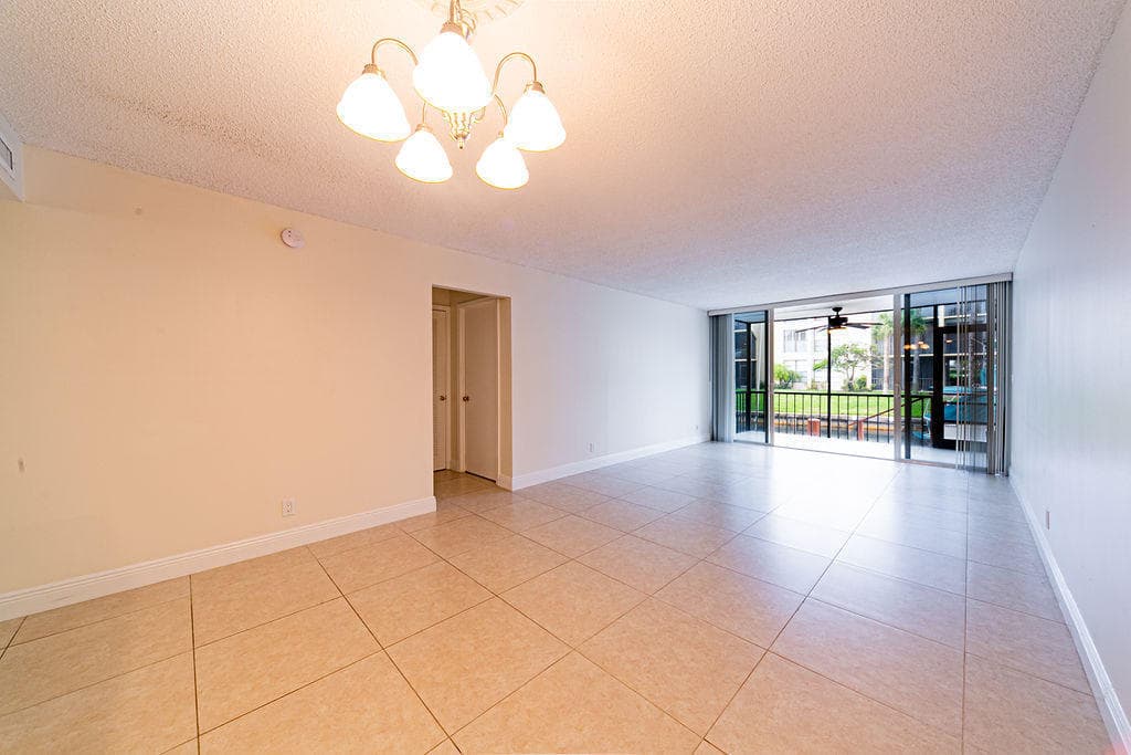 6 Royal Palm Way 102, Boca Raton, FL 33432 — photo 9 of 23
