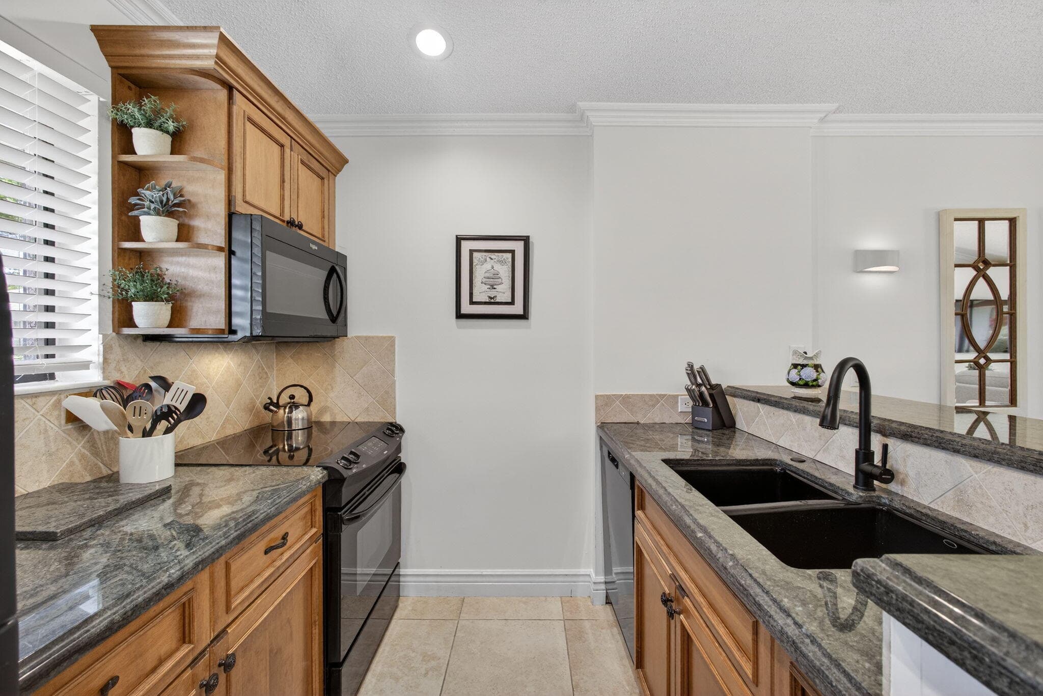 119 Club Drive, Palm Beach Gardens, FL 33418 — photo 13 of 47