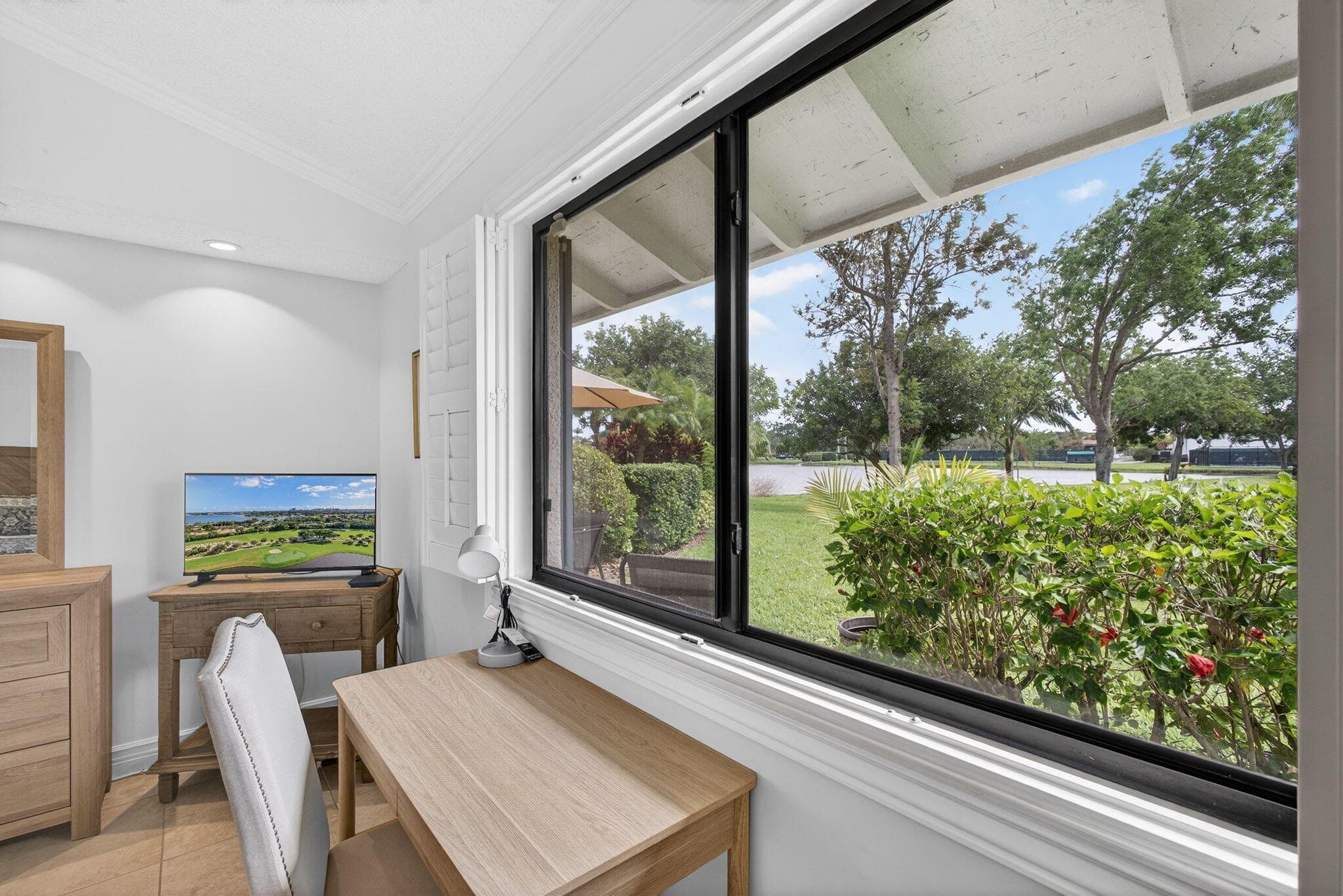 119 Club Drive, Palm Beach Gardens, FL 33418 — photo 17 of 47