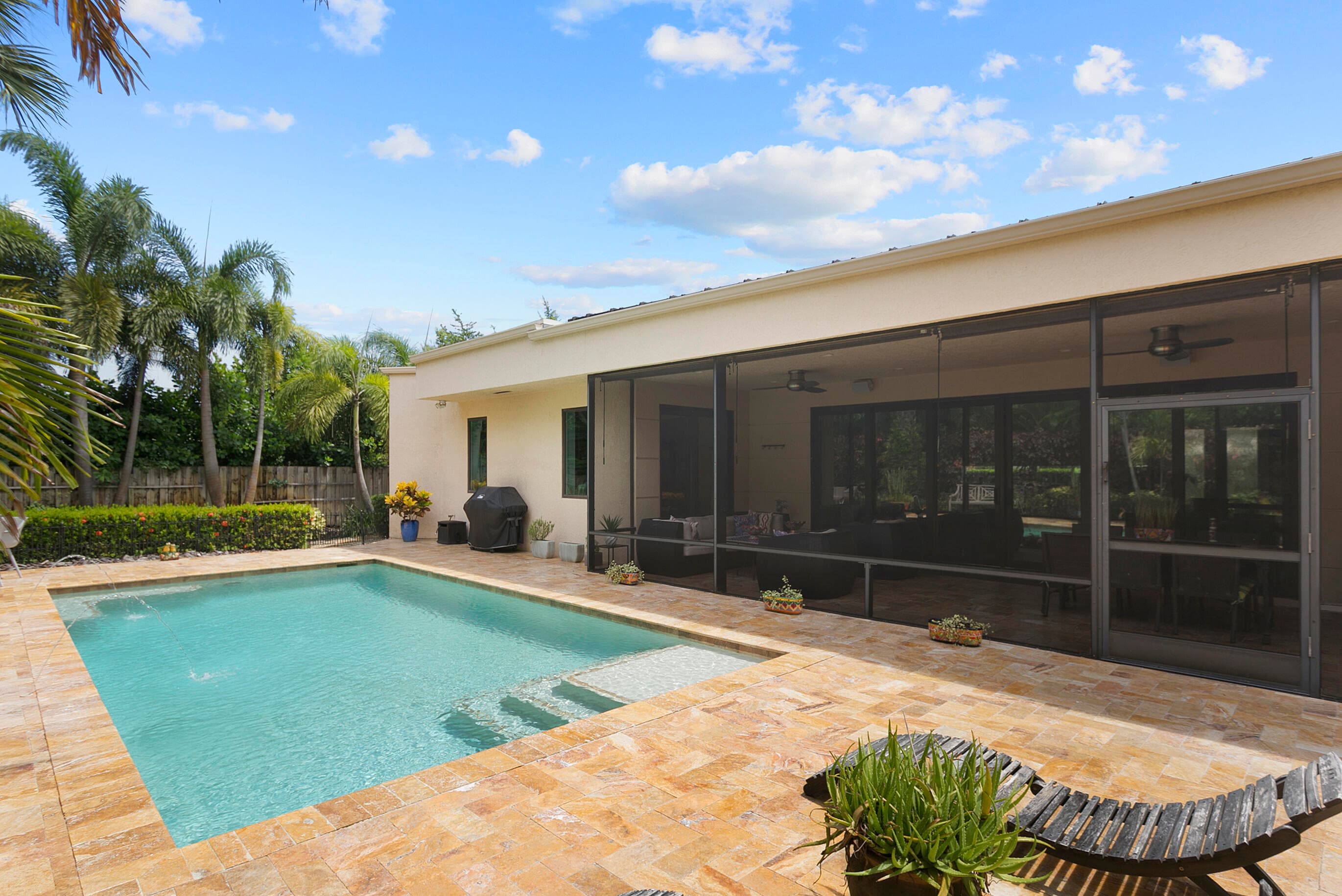 2701 NE 2nd Avenue, Wilton Manors, FL 33334 — photo 15 of 34