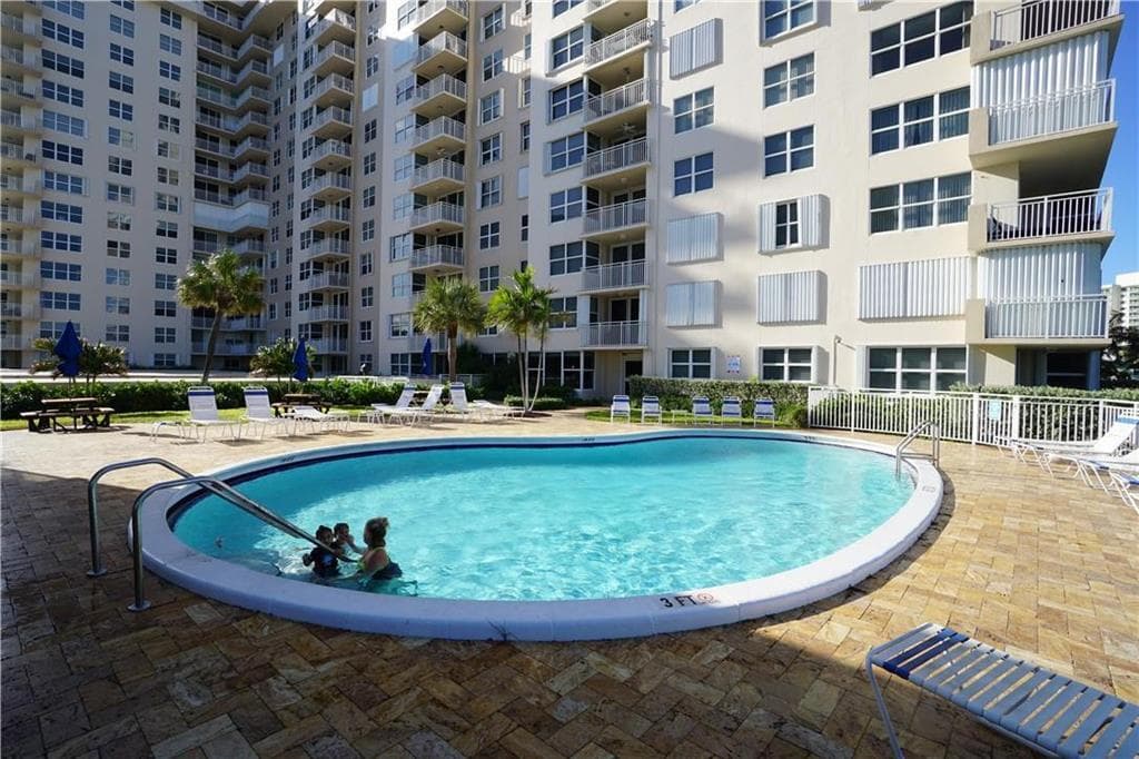 5200 N Ocean Boulevard 1508b, Lauderdale-By-The-Sea, FL 33308 — photo 19 of 23
