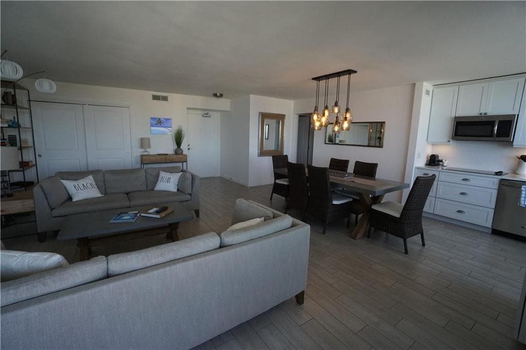 5200 N Ocean Boulevard 1508b, Lauderdale-By-The-Sea, FL 33308 — photo 10 of 23