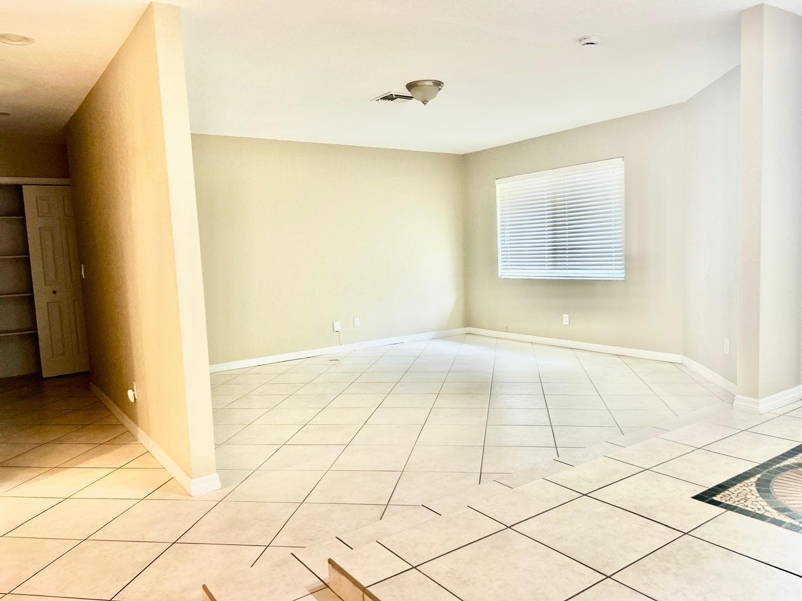 222 NW 92nd Terrace, Coral Springs, FL 33071 — photo 3 of 22