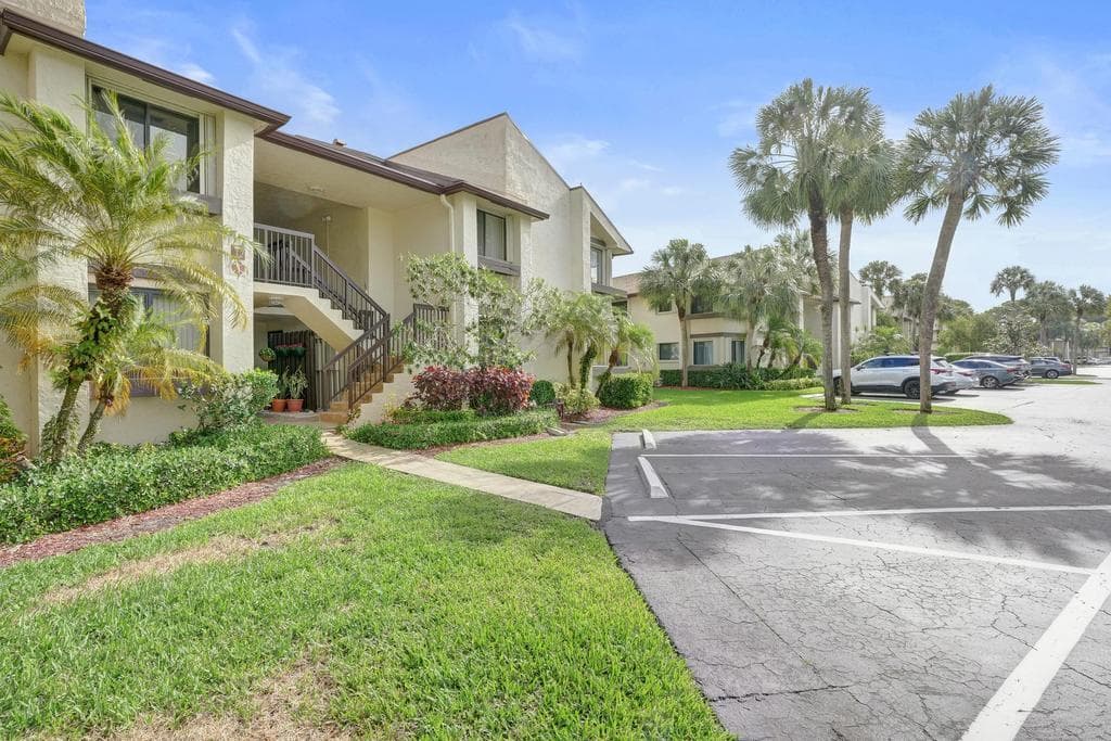 9361 SW 23rd Street 3203, Davie, FL 33324 — photo 1 of 31