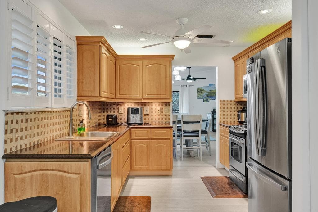 9361 SW 23rd Street 3203, Davie, FL 33324 — photo 12 of 31