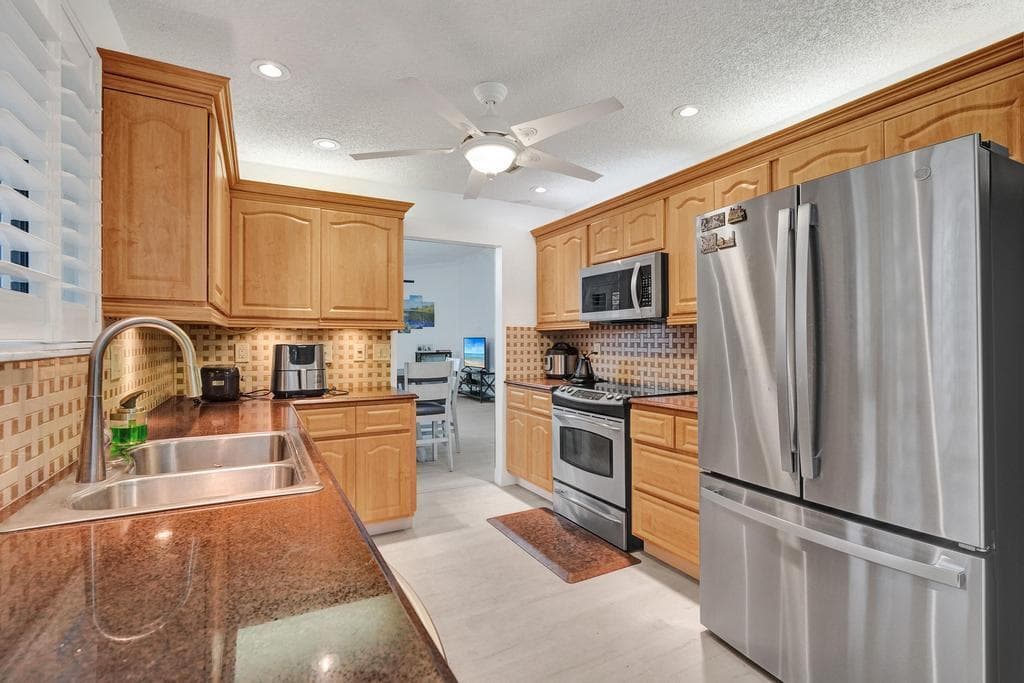 9361 SW 23rd Street 3203, Davie, FL 33324 — photo 16 of 31