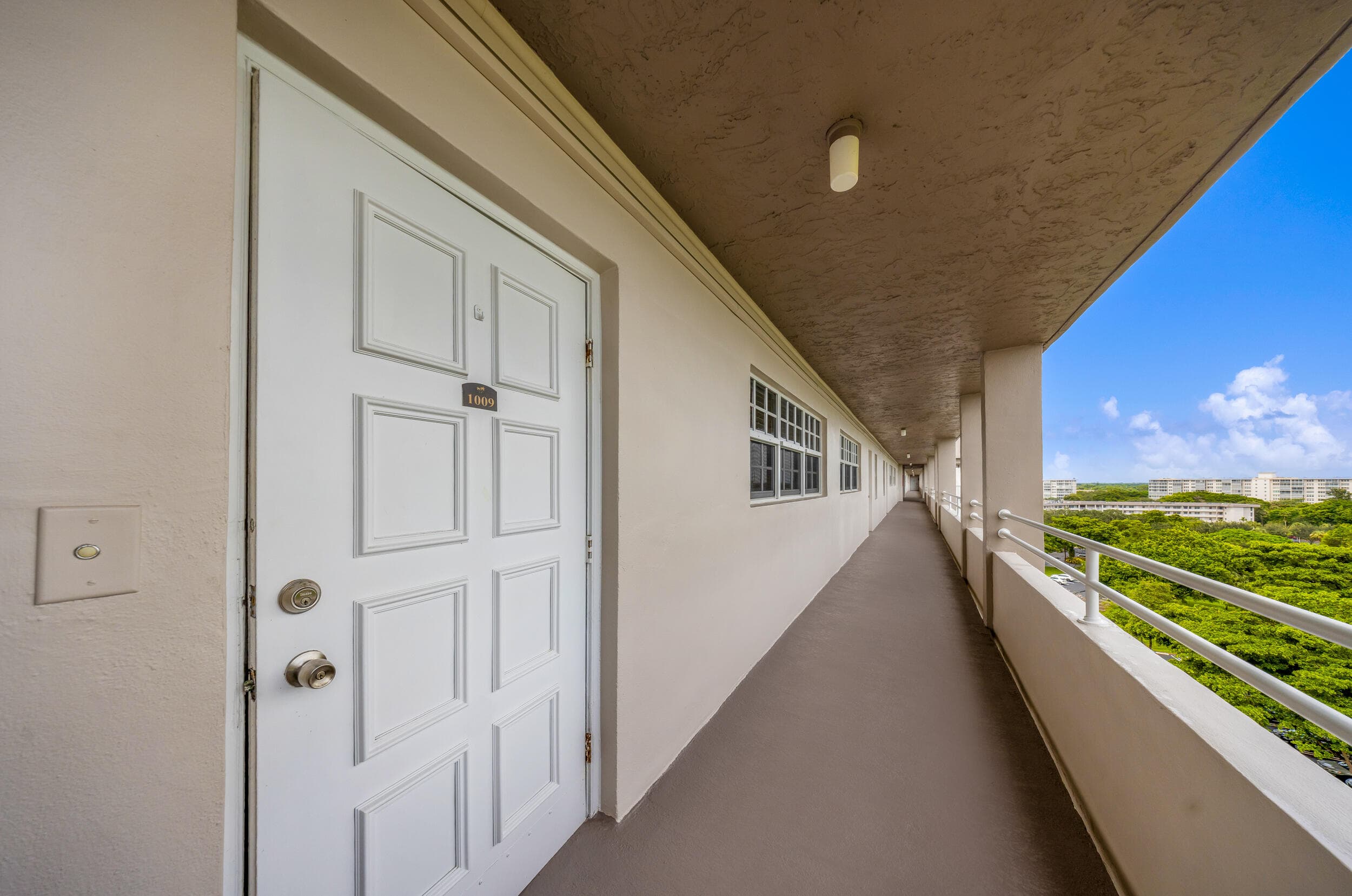 575 Oaks Lane 1009, Pompano Beach, FL 33069 — photo 24 of 26