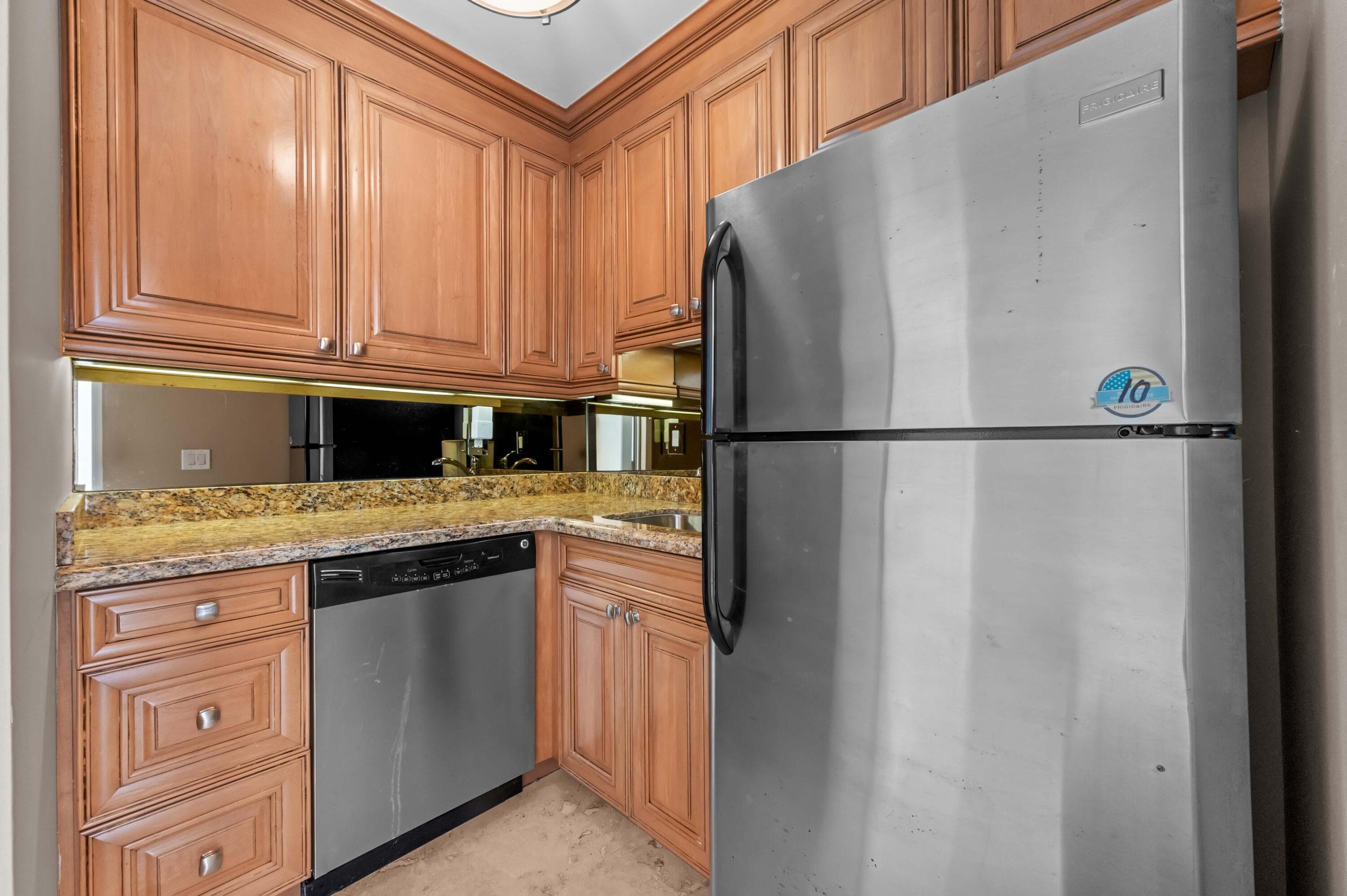 4600 N Ocean Drive 605, Riviera Beach, FL 33404 — photo 41 of 65