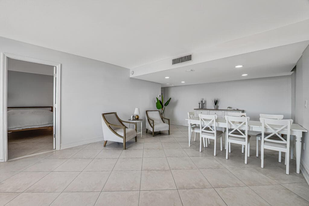 5600 N Flagler Drive 804, West Palm Beach, FL 33407 — photo 3 of 38