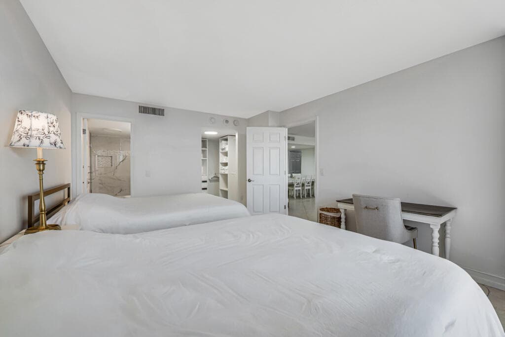 5600 N Flagler Drive 804, West Palm Beach, FL 33407 — photo 16 of 38