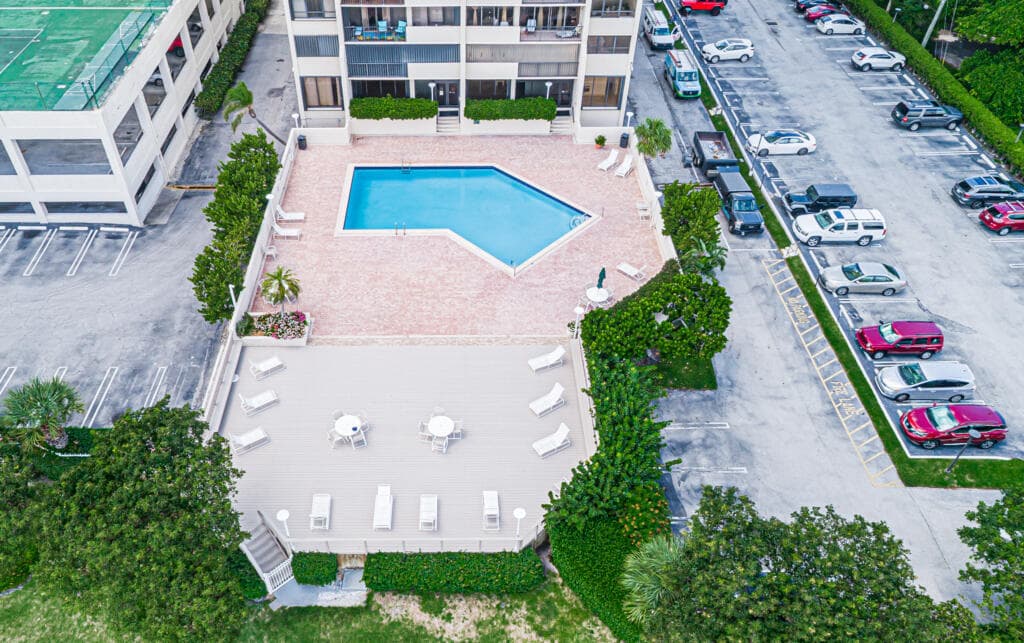 5600 N Flagler Drive 804, West Palm Beach, FL 33407 — photo 28 of 38