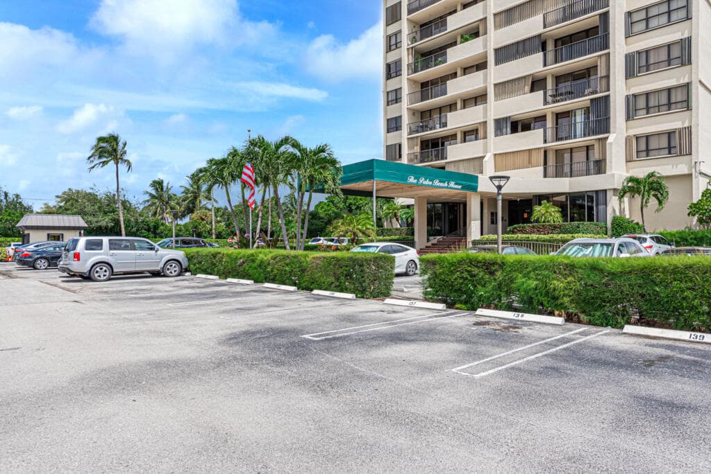 5600 N Flagler Drive 804, West Palm Beach, FL 33407 — photo 31 of 38