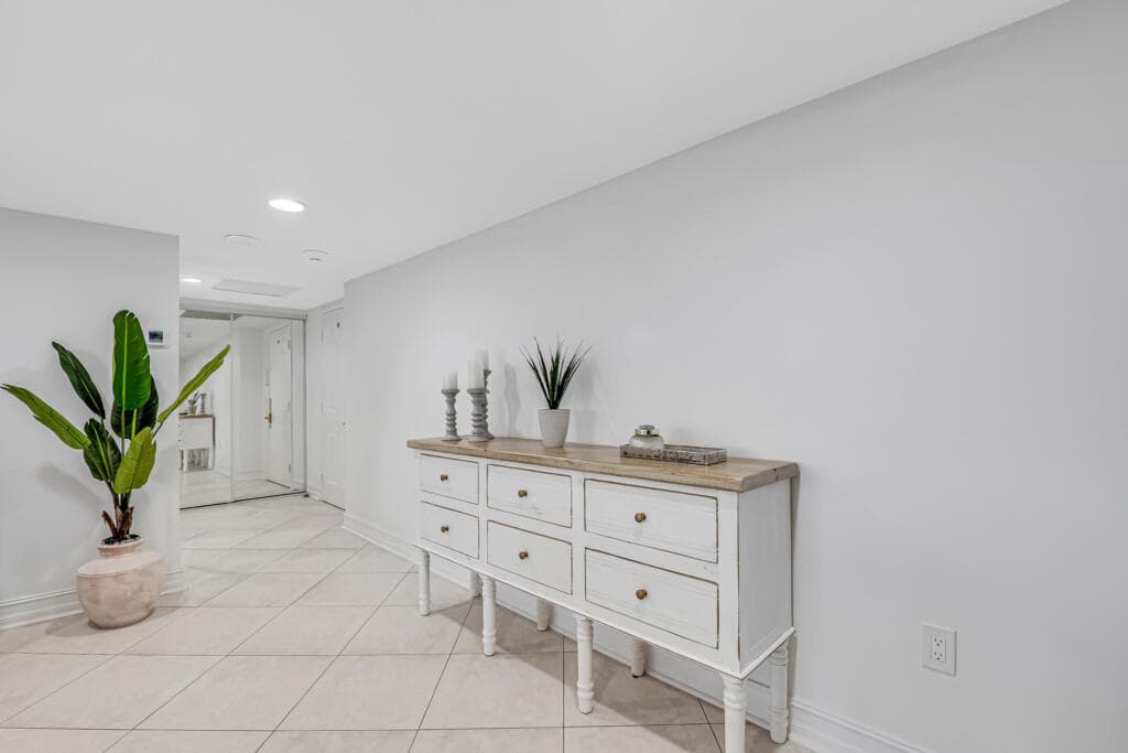 5600 N Flagler Drive 804, West Palm Beach, FL 33407 — photo 13 of 38