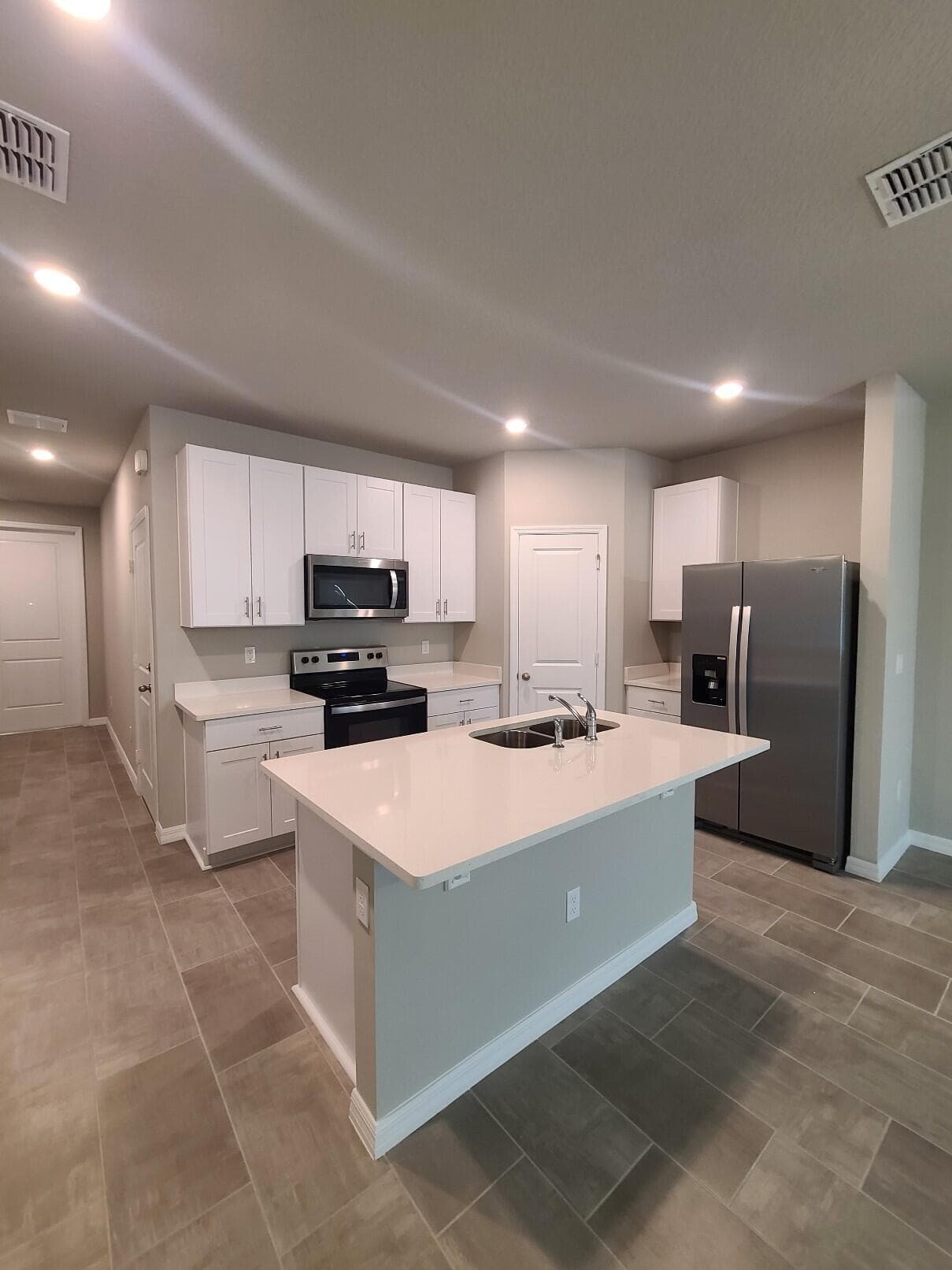 3566 San Bernardino Way, Palm Springs, FL 33461 — photo 8 of 31