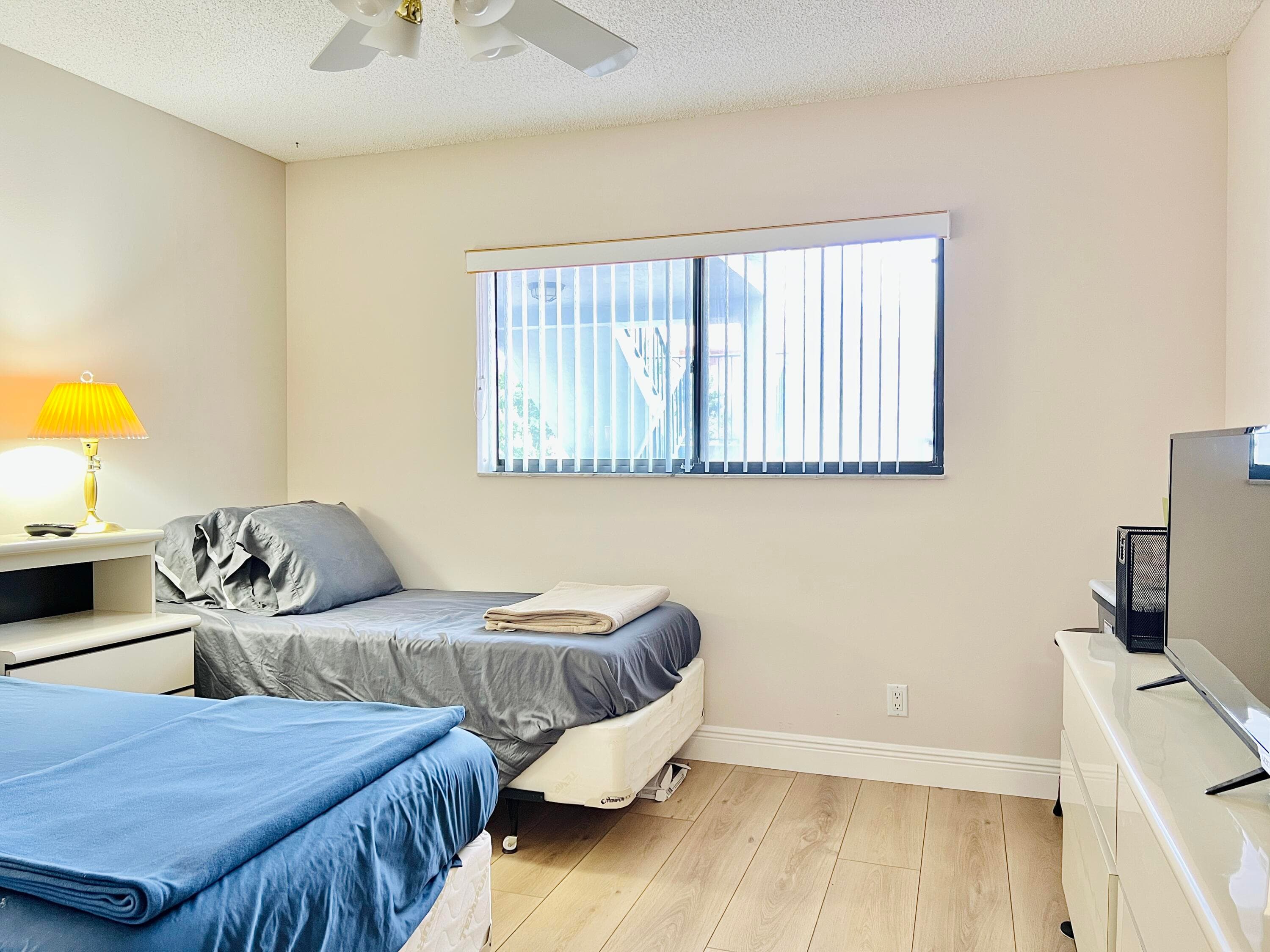 4725 E Lucerne Lakes Blvd Boulevard E 311, Lake Worth, FL 33467 — photo 12 of 28