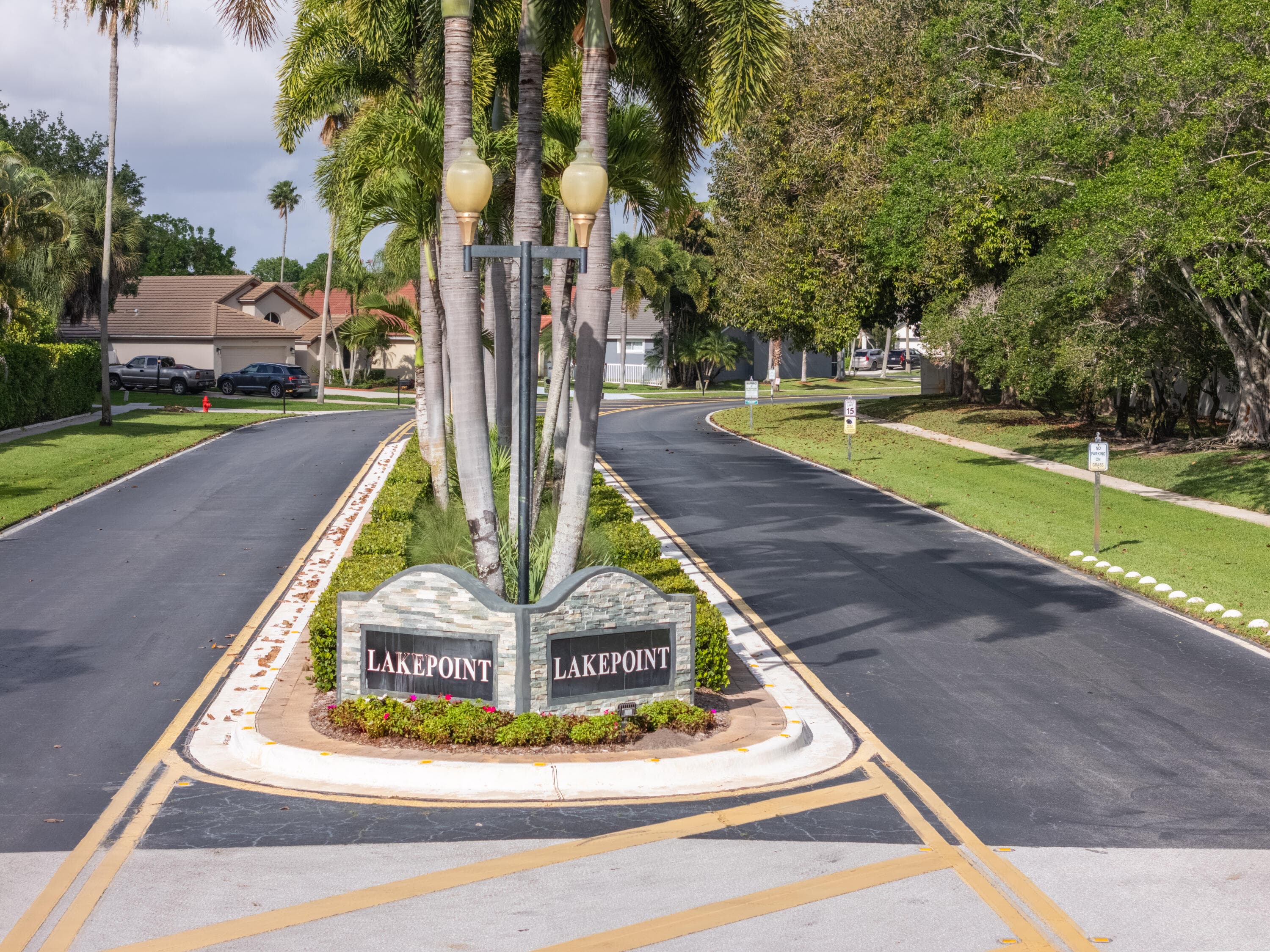 12670 White Coral Drive, Wellington, FL 33414 — photo 4 of 38