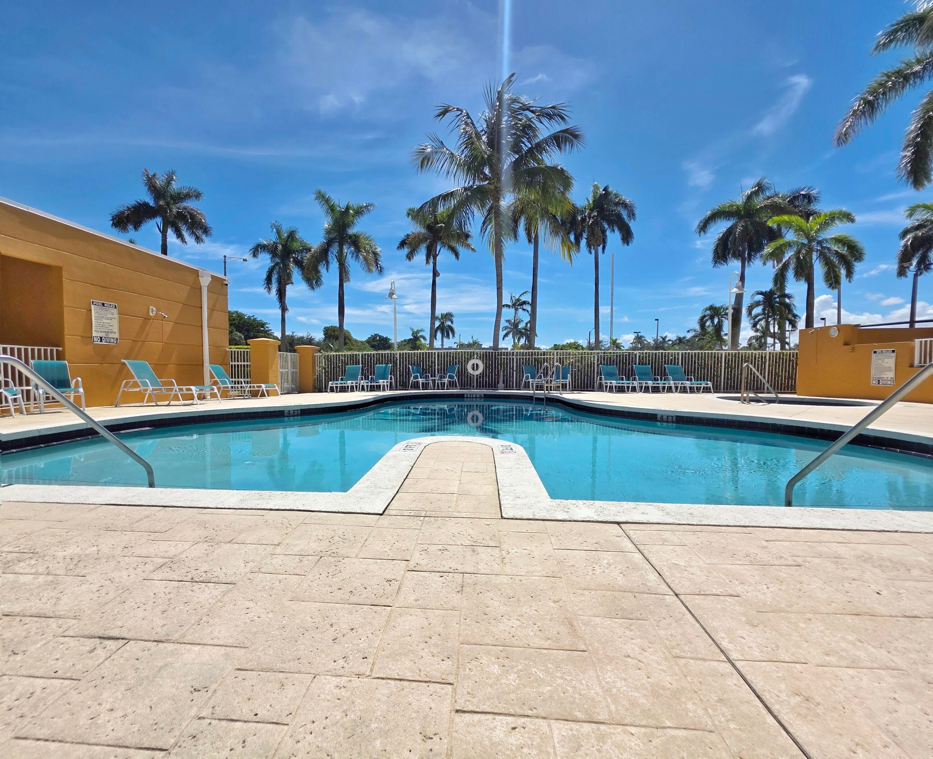 1341 SE 3rd Avenue 307, Dania Beach, FL 33004 — photo 29 of 32