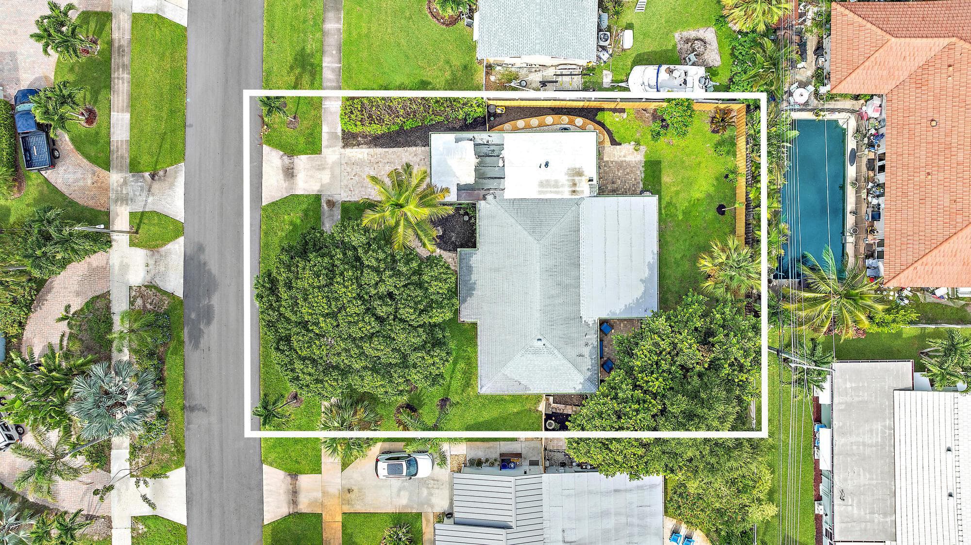 517 Gulf Road, North Palm Beach, FL 33408 — photo 38 of 59