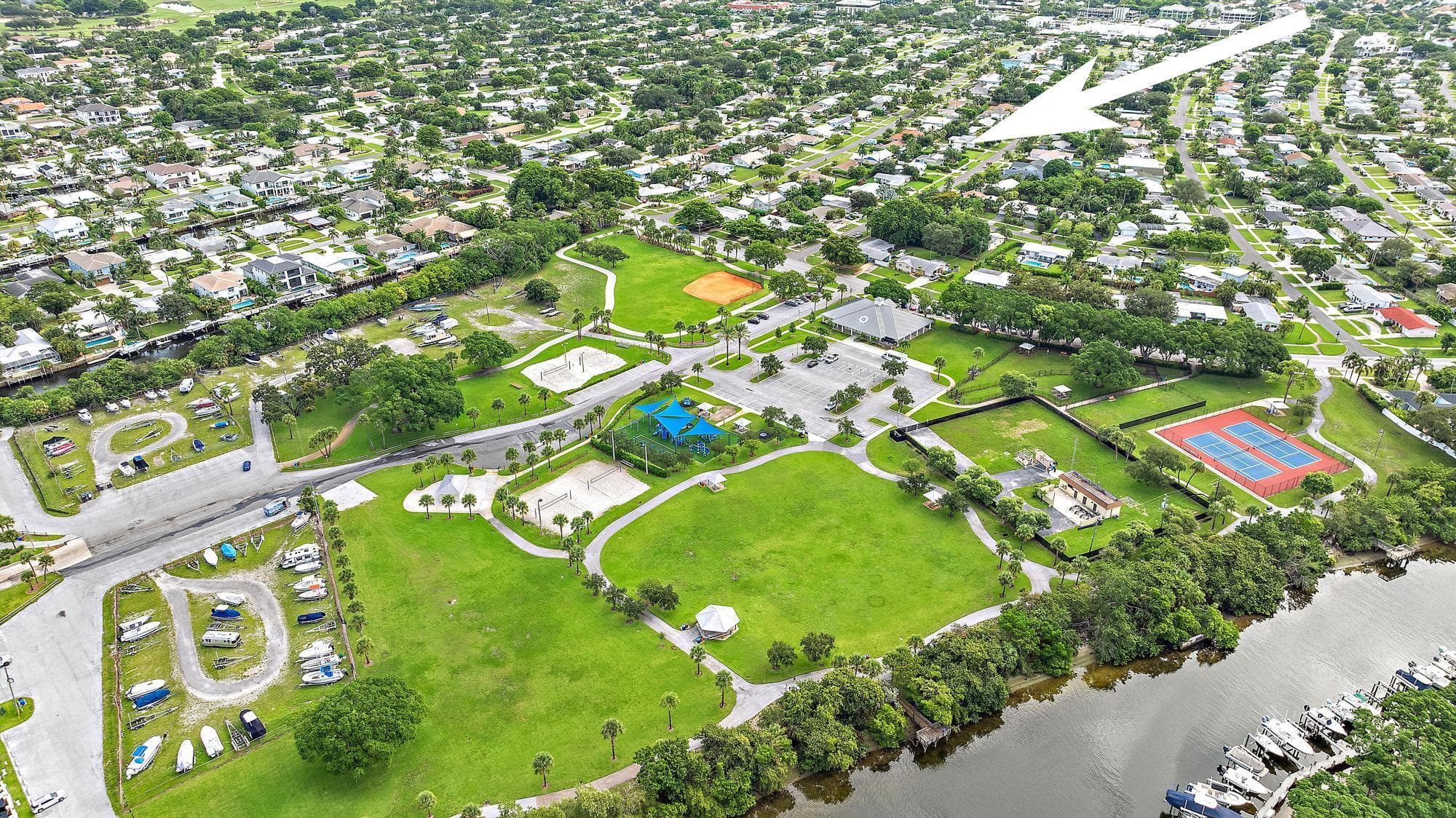 517 Gulf Road, North Palm Beach, FL 33408 — photo 41 of 59