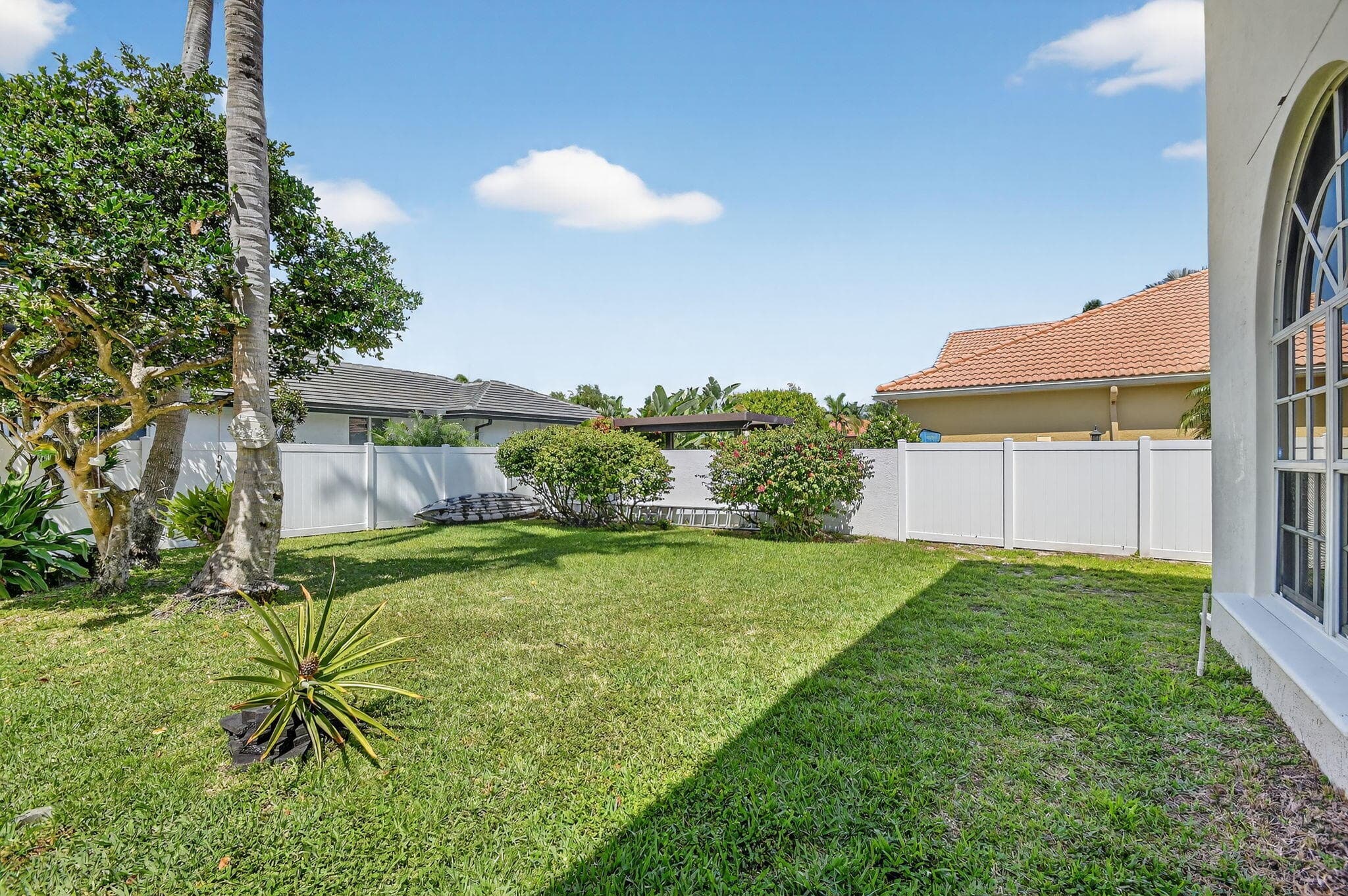 7249 NE Bay Harbour Avenue, Boca Raton, FL 33487 — photo 46 of 59