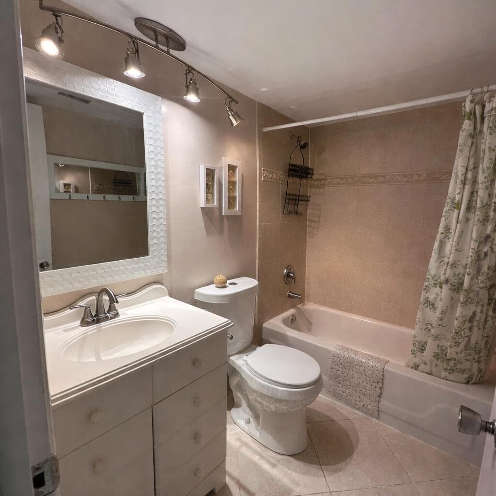 400 SE 10th Street 202, Deerfield Beach, FL 33441 — photo 15 of 20