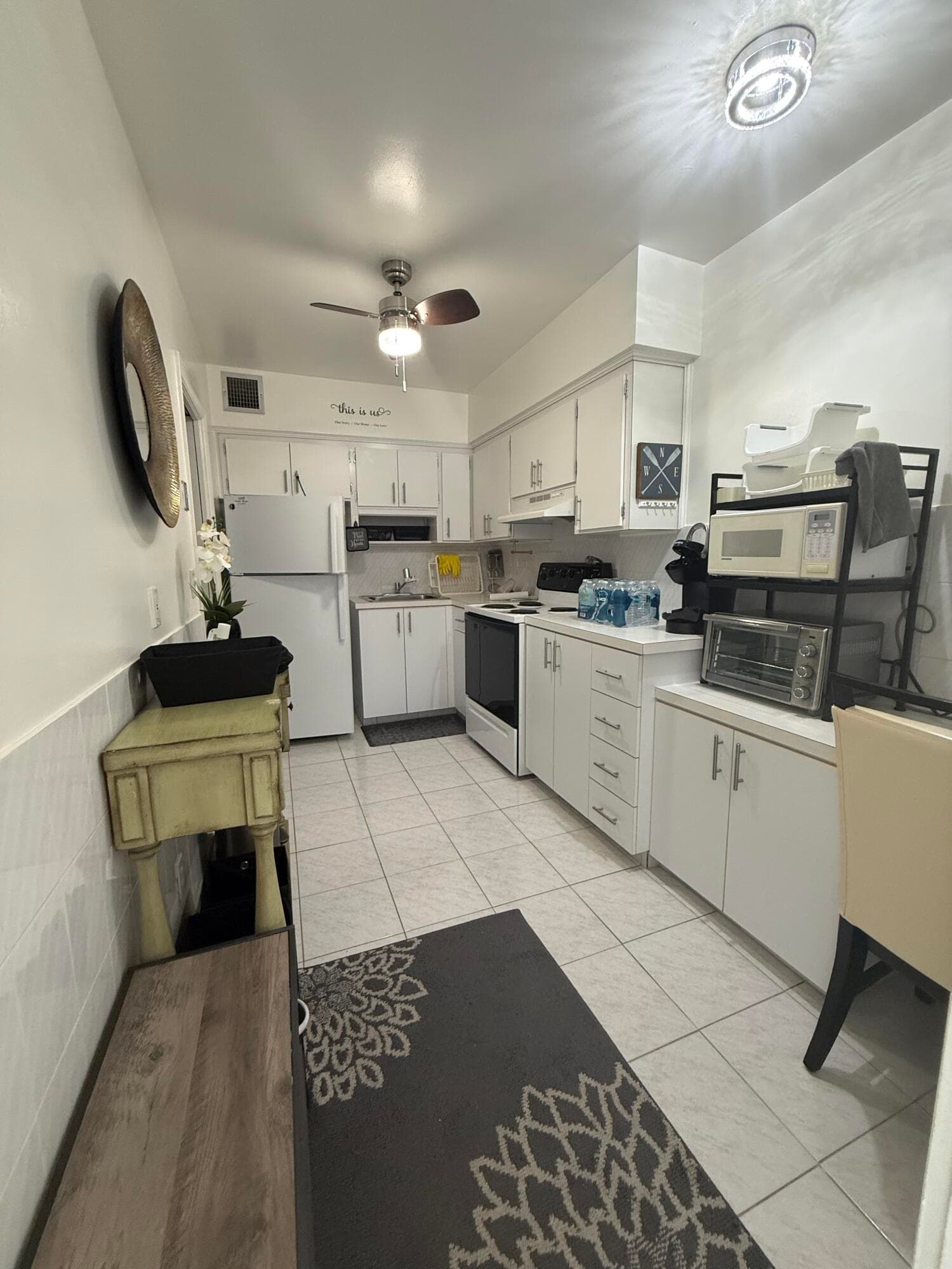 1150 Atlantic Shores Boulevard 611, Hallandale Beach, FL 33009 — photo 2 of 8