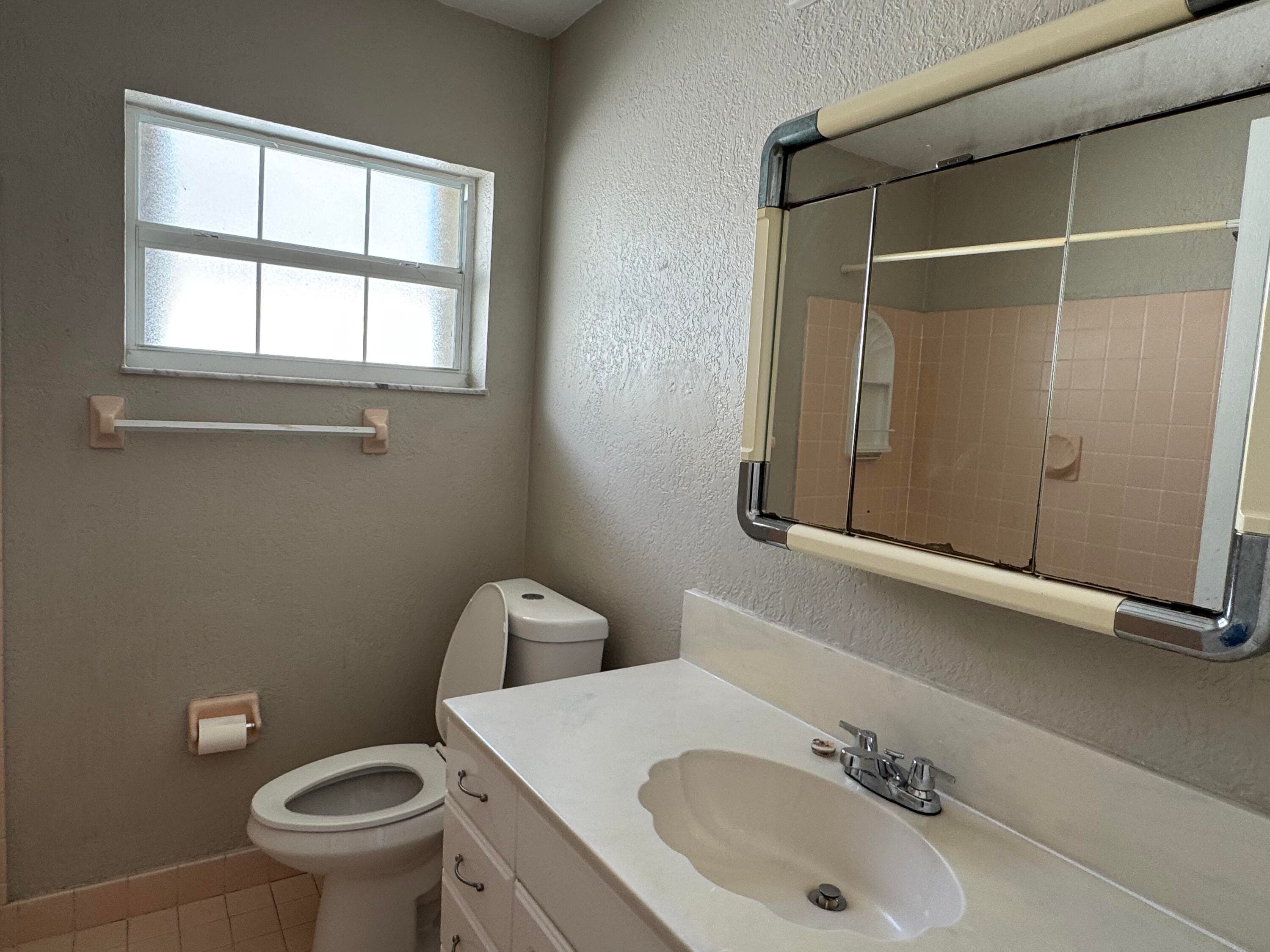 2180 NW 93rd Avenue, Pembroke Pines, FL 33024 — photo 11 of 21