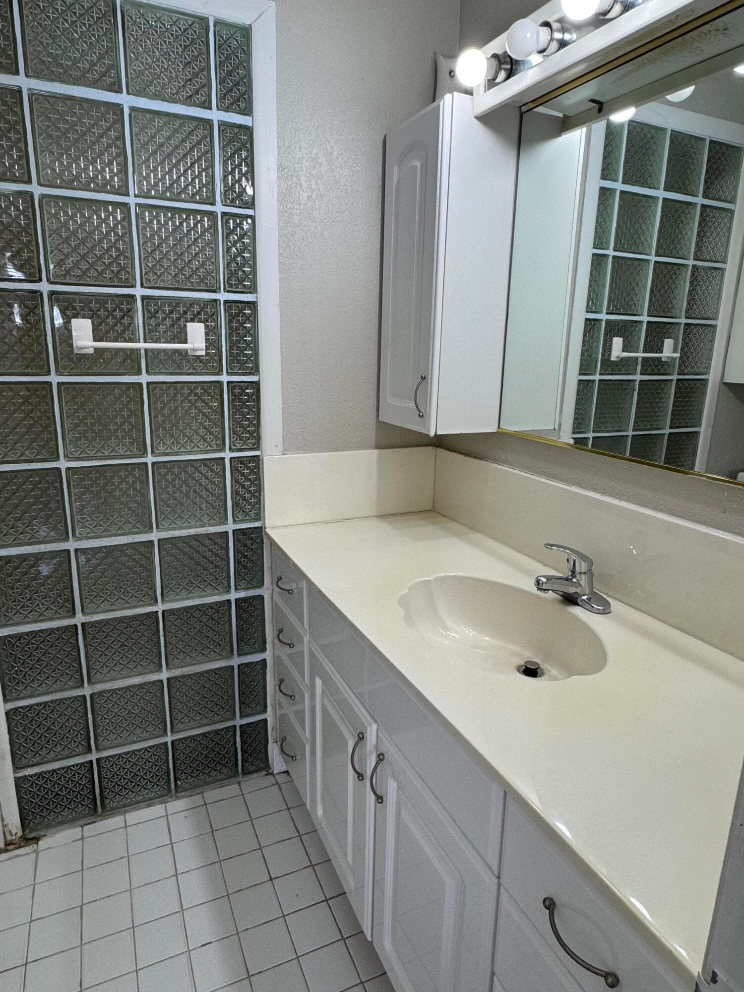 2180 NW 93rd Avenue, Pembroke Pines, FL 33024 — photo 8 of 21