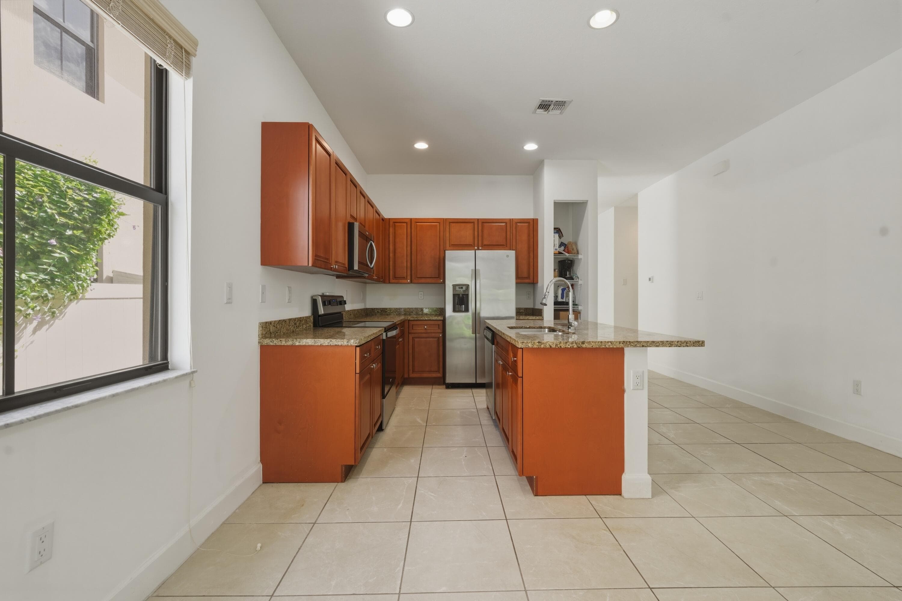 5105 NW 51st Terrace, Tamarac, FL 33319 — photo 4 of 17