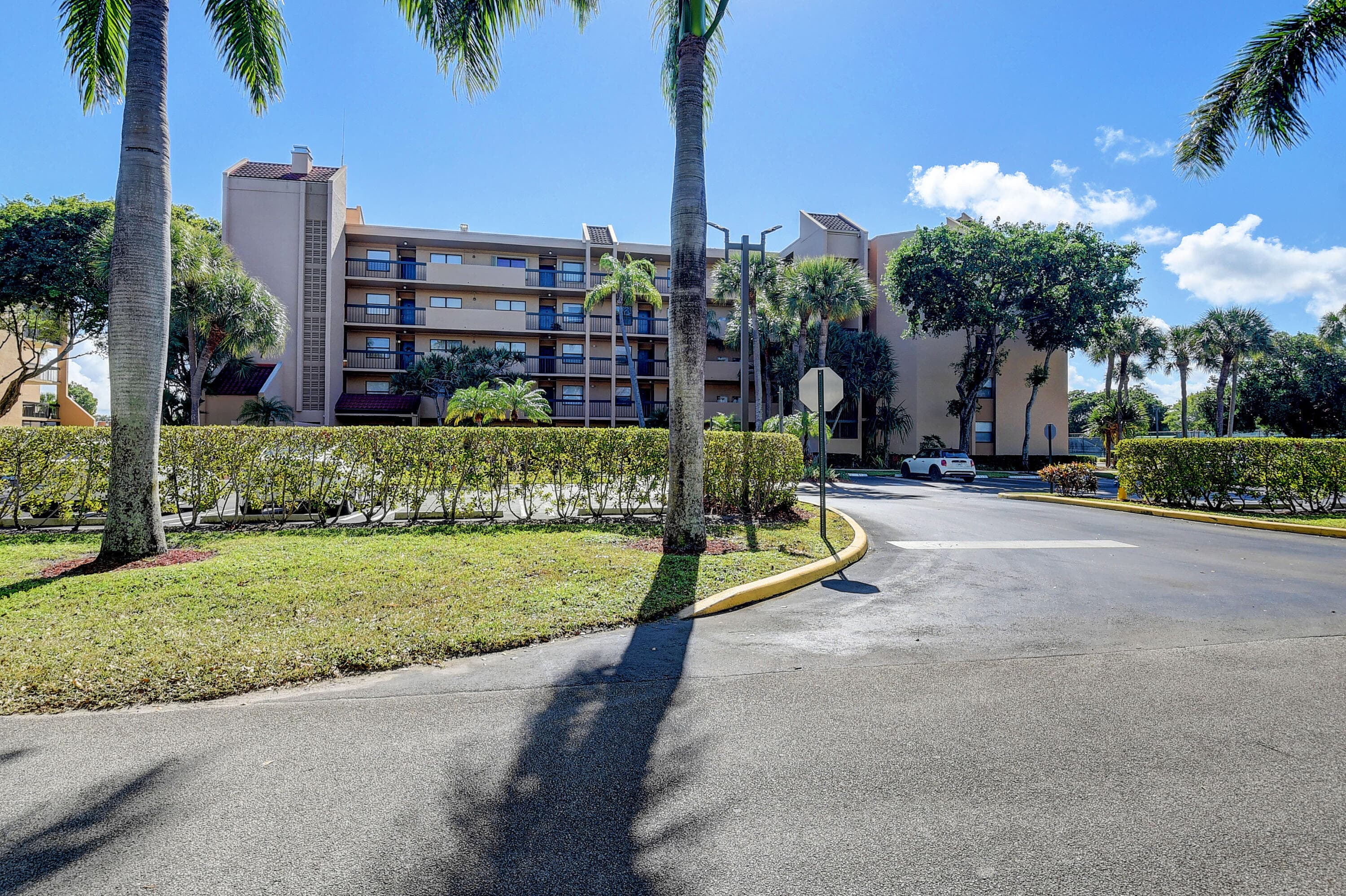 600 Egret Circle 7505, Delray Beach, FL 33444 — photo 38 of 60