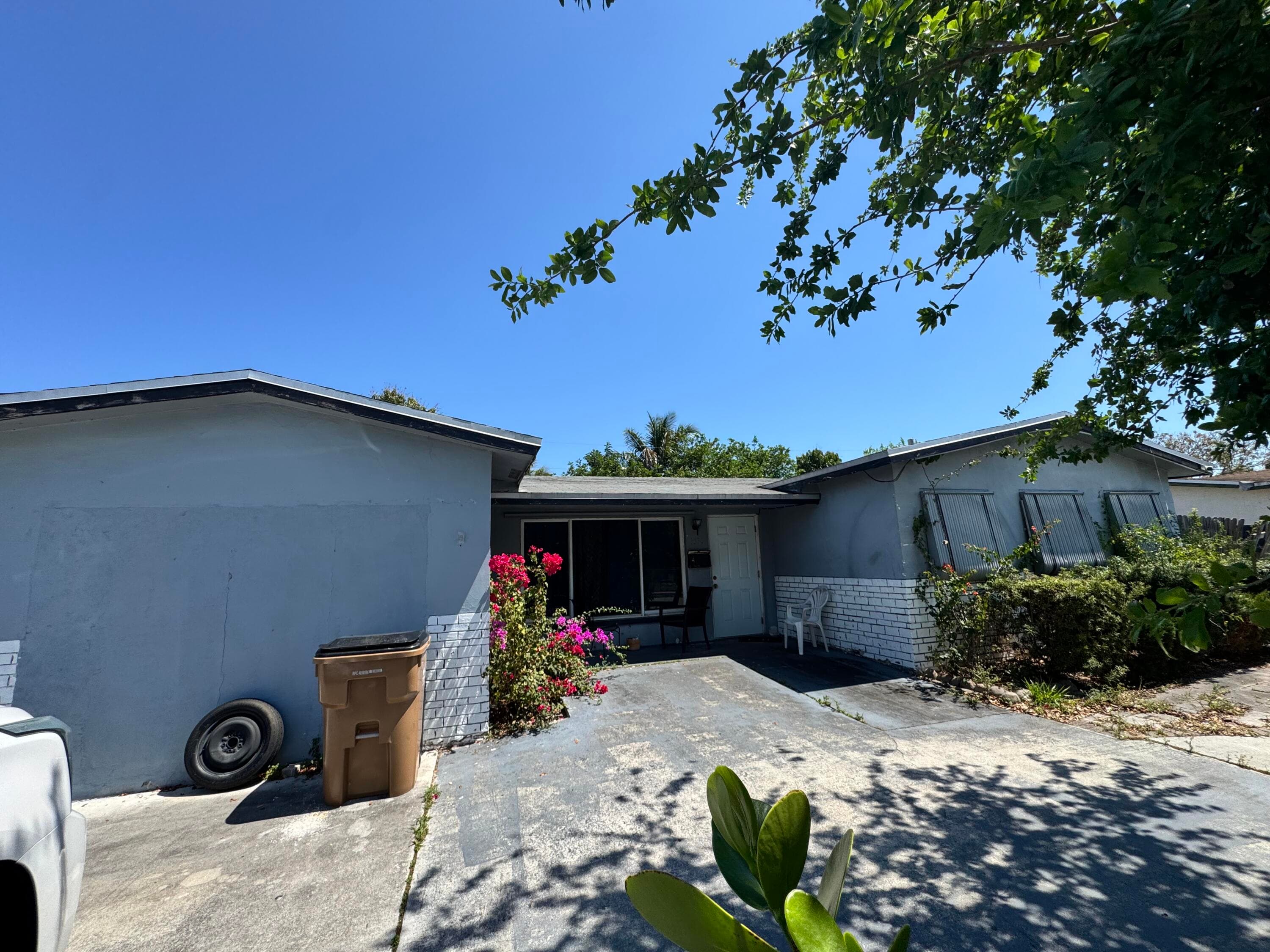 4310 NE 1st Terrace, Pompano Beach, FL 33064 — photo 1 of 6