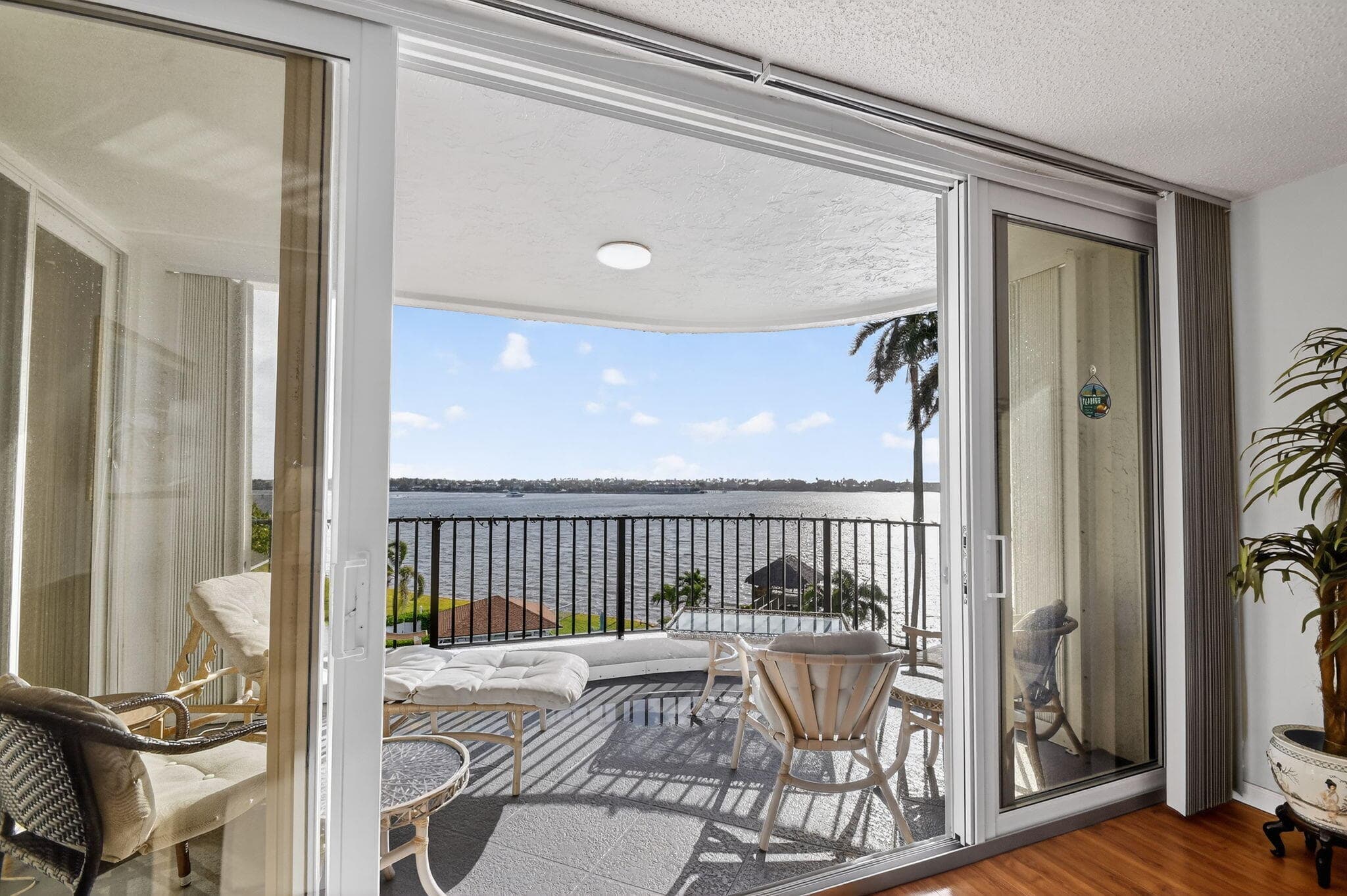 8200 Lakeshore Drive 507, Hypoluxo, FL 33462 — photo 5 of 58