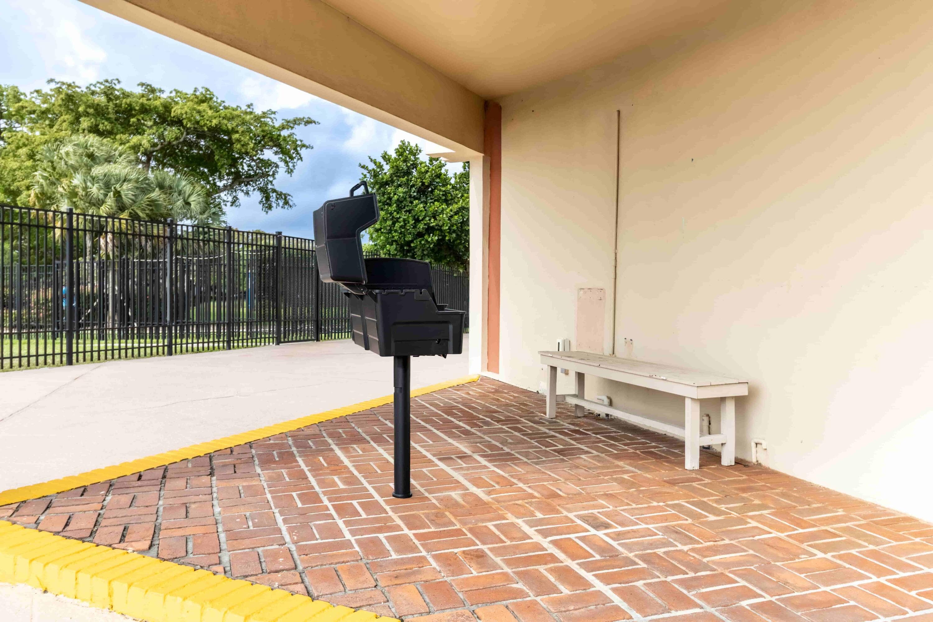 2800 Sunrise Lakes Drive W Apt 301, Sunrise, FL 33322 — photo 11 of 27