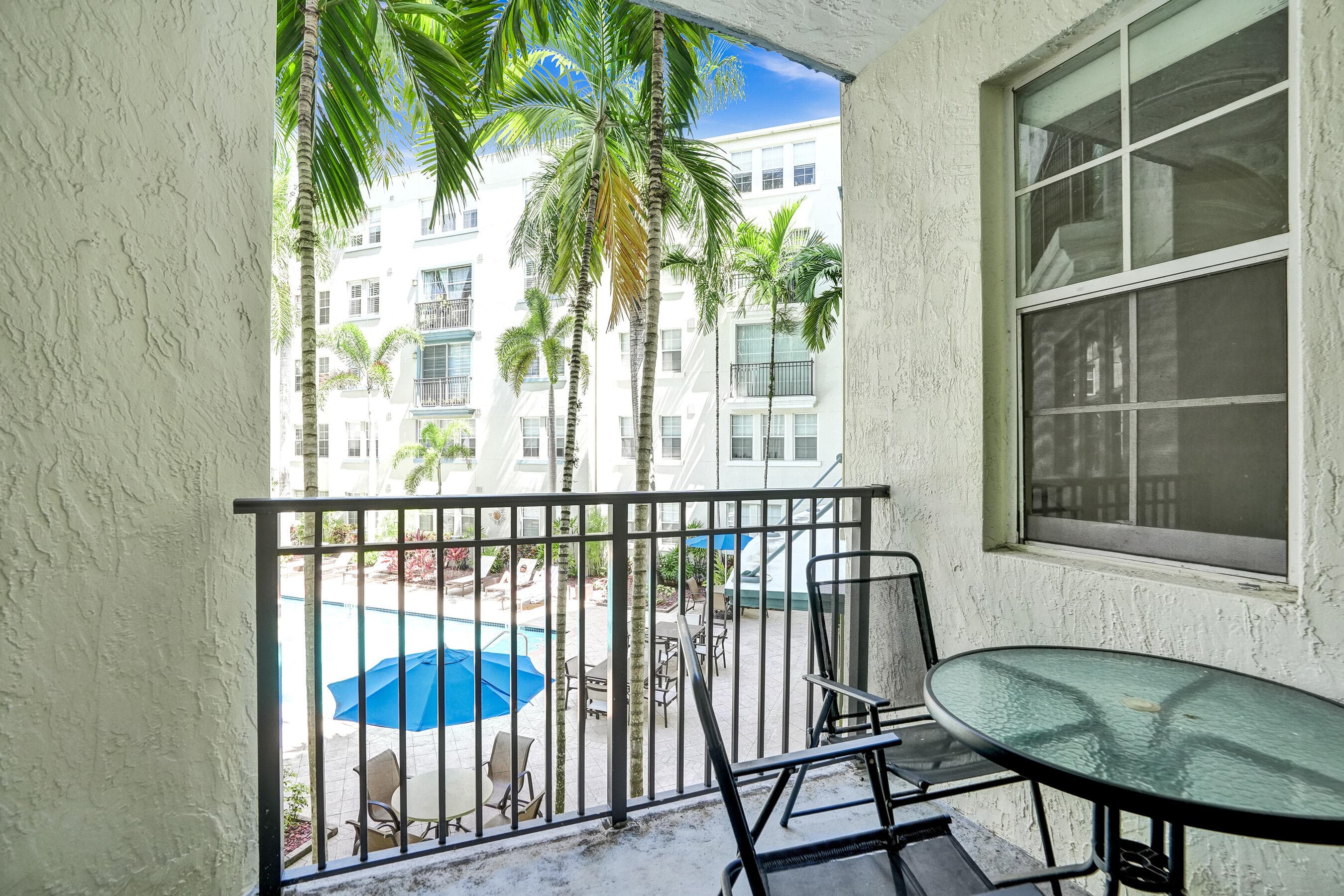 533 NE 3rd Avenue 205, Fort Lauderdale, FL 33301 — photo 11 of 11