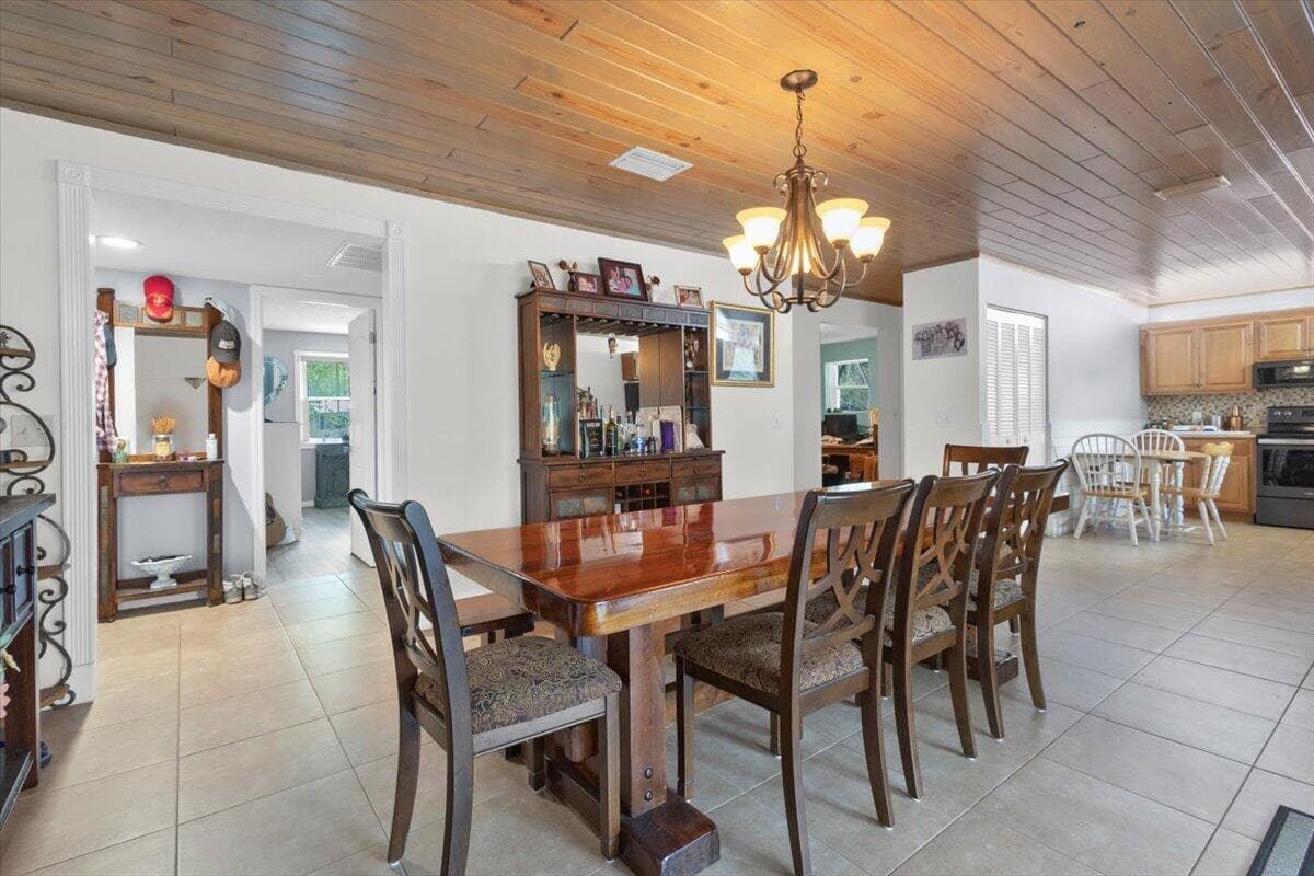 7202 Kenwood Road, Fort Pierce, FL 34951 — photo 10 of 25