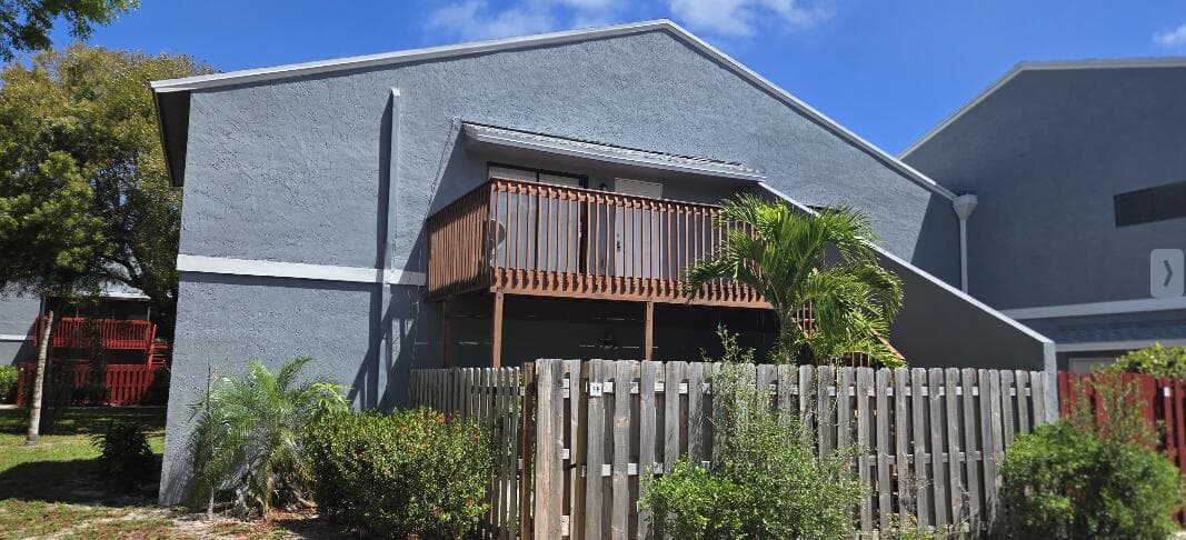 1 Crossings Circle F, Boynton Beach, FL 33435 — photo 1 of 11