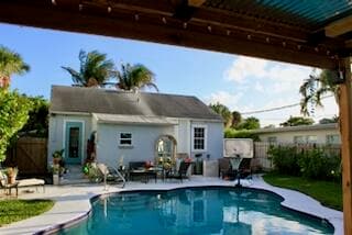237 Wenonah Place, West Palm Beach, FL 33405 — photo 3 of 25