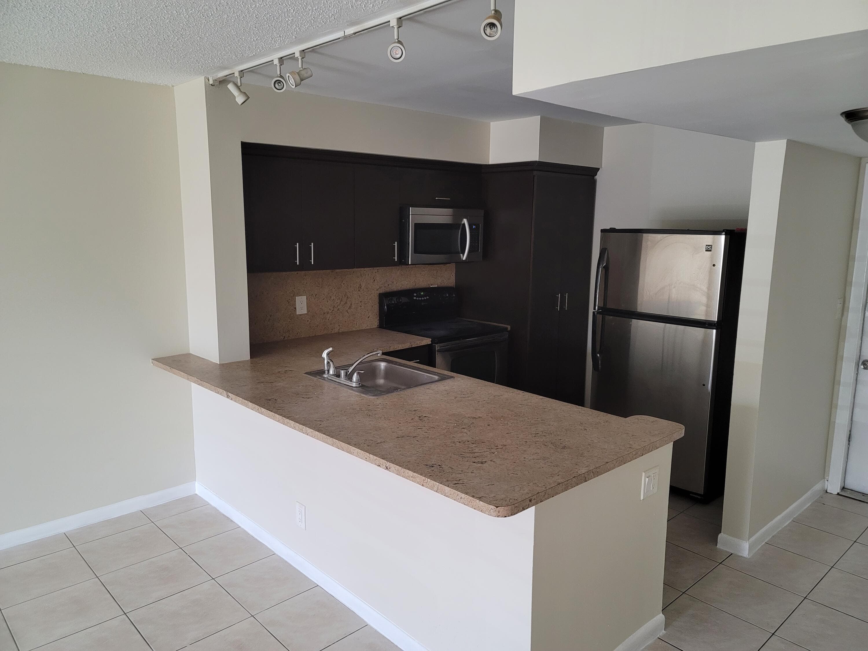3730 N Pine Island Road 249, Sunrise, FL 33351 — photo 5 of 18