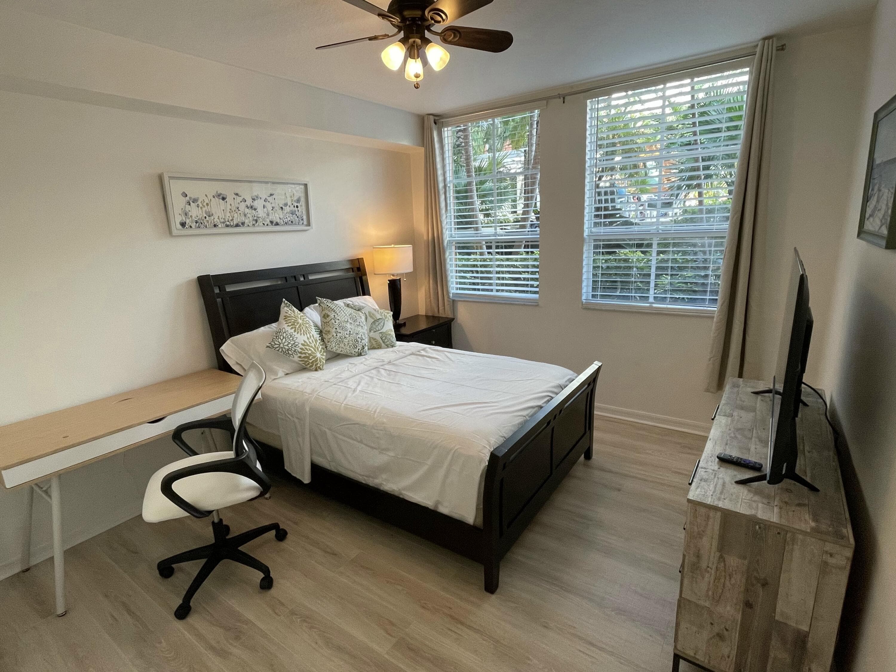 600 S Dixie Highway 534, West Palm Beach, FL 33401 — photo 16 of 42