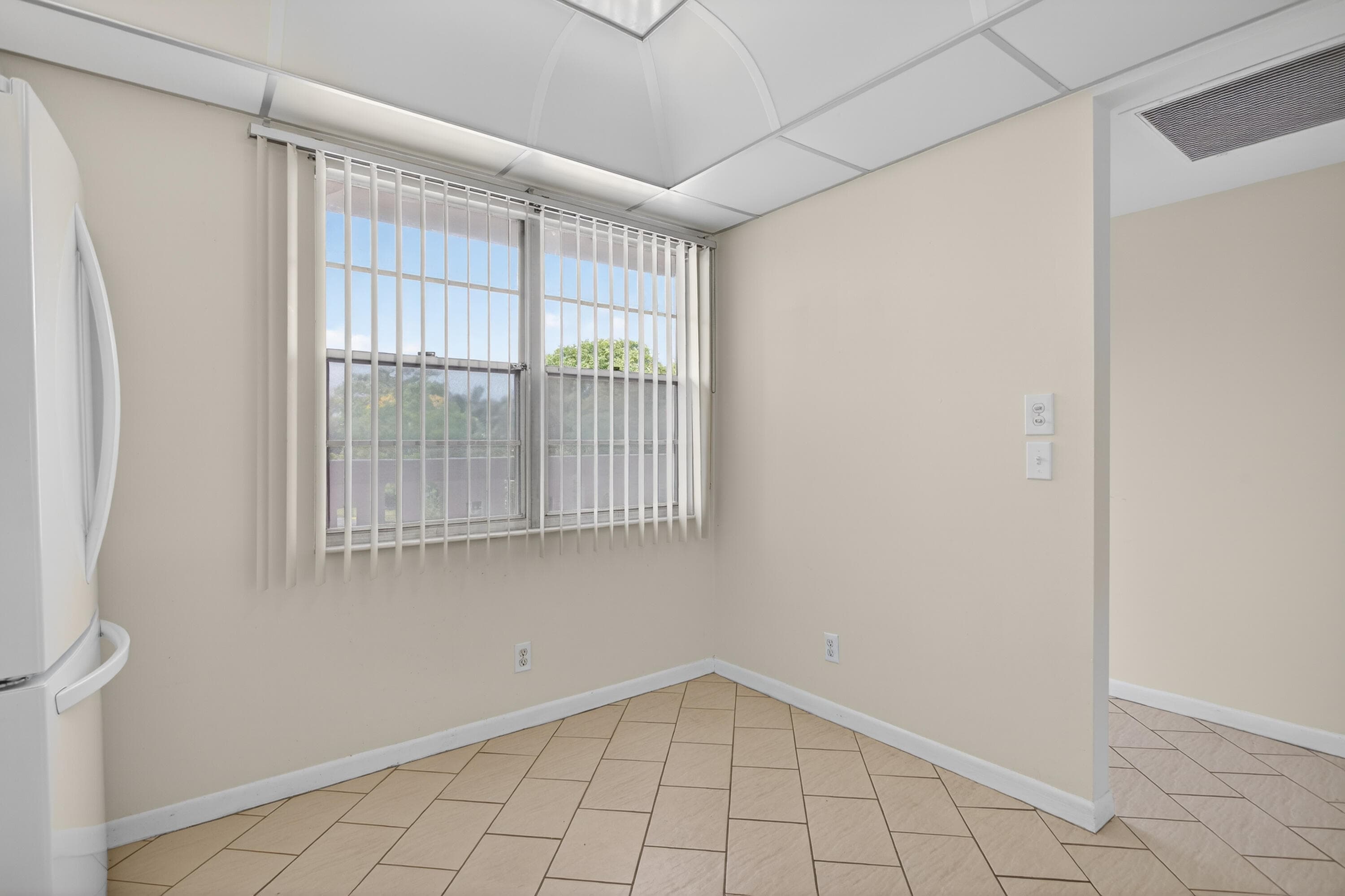 3306 Aruba Way E3, Coconut Creek, FL 33066 — photo 6 of 52