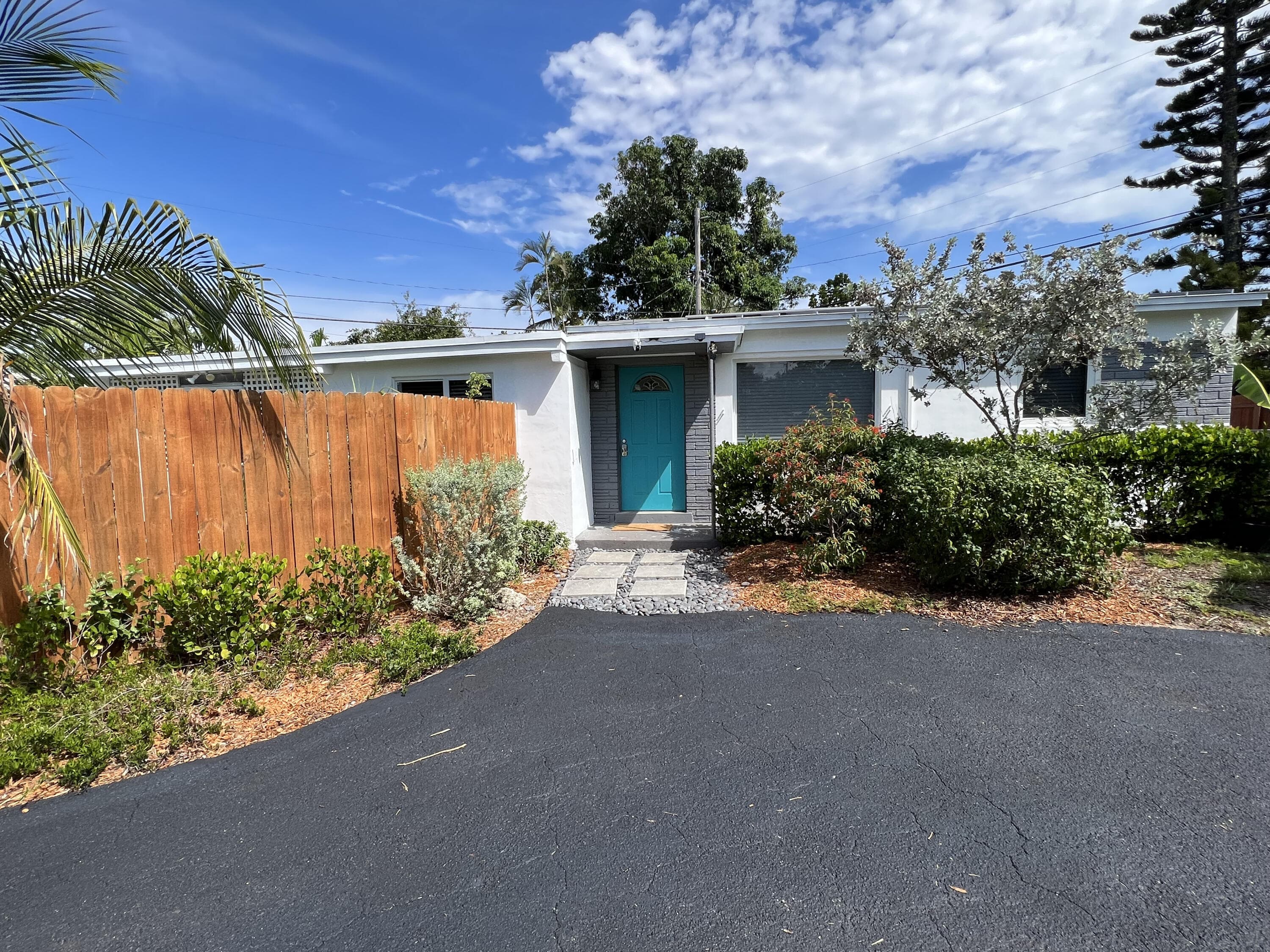 2648 NE 15th Terrace, Pompano Beach, FL 33064 — photo 35 of 42