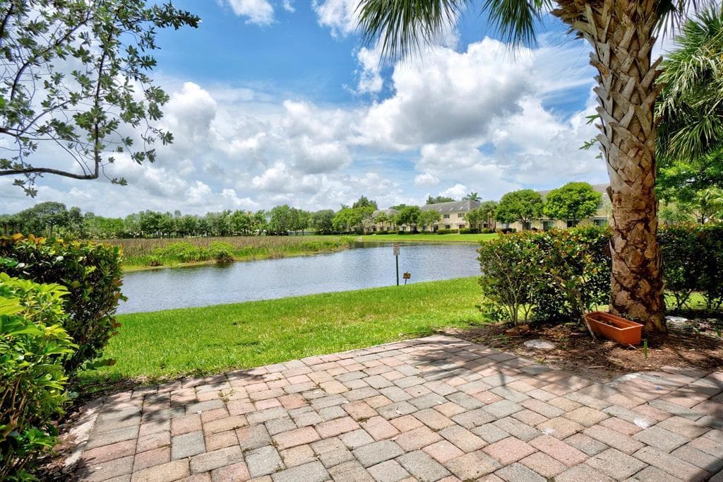 7644 Foxcroft Lane 7644, Davie, FL 33328 — photo 6 of 32