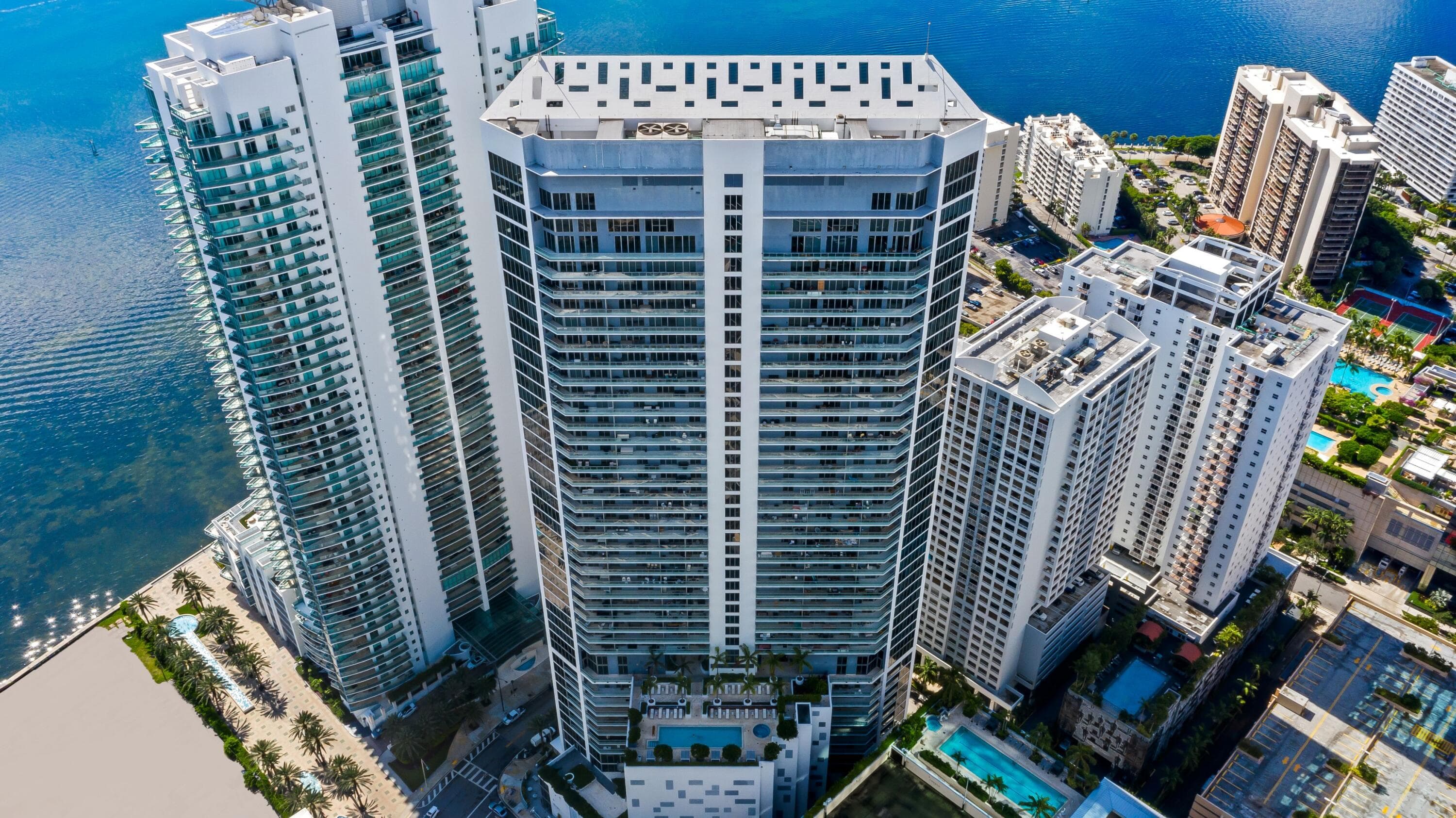 1300 Brickell Bay Drive 1005, Miami, FL 33131 — photo 19 of 45