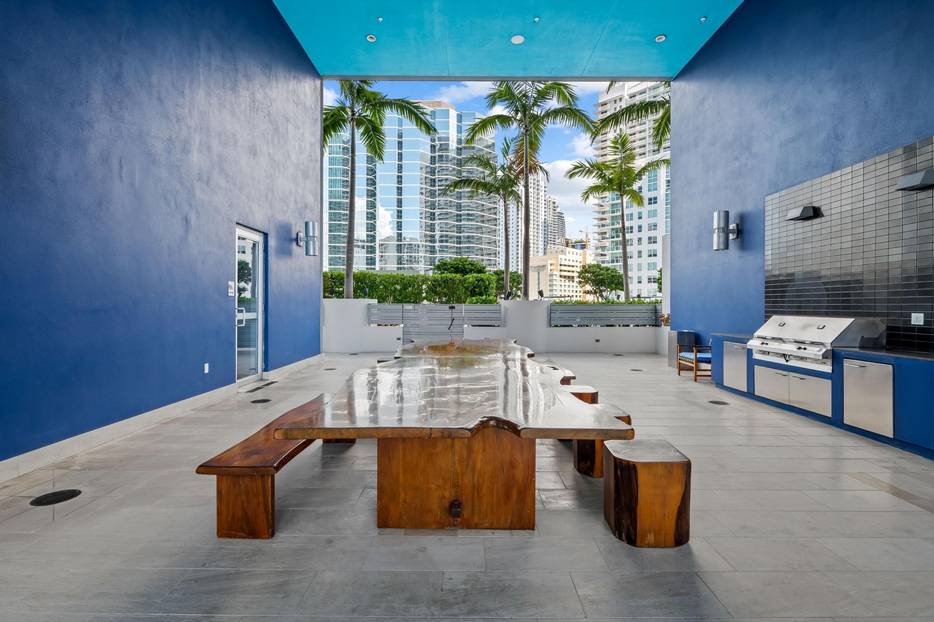 1300 Brickell Bay Drive 1005, Miami, FL 33131 — photo 22 of 45